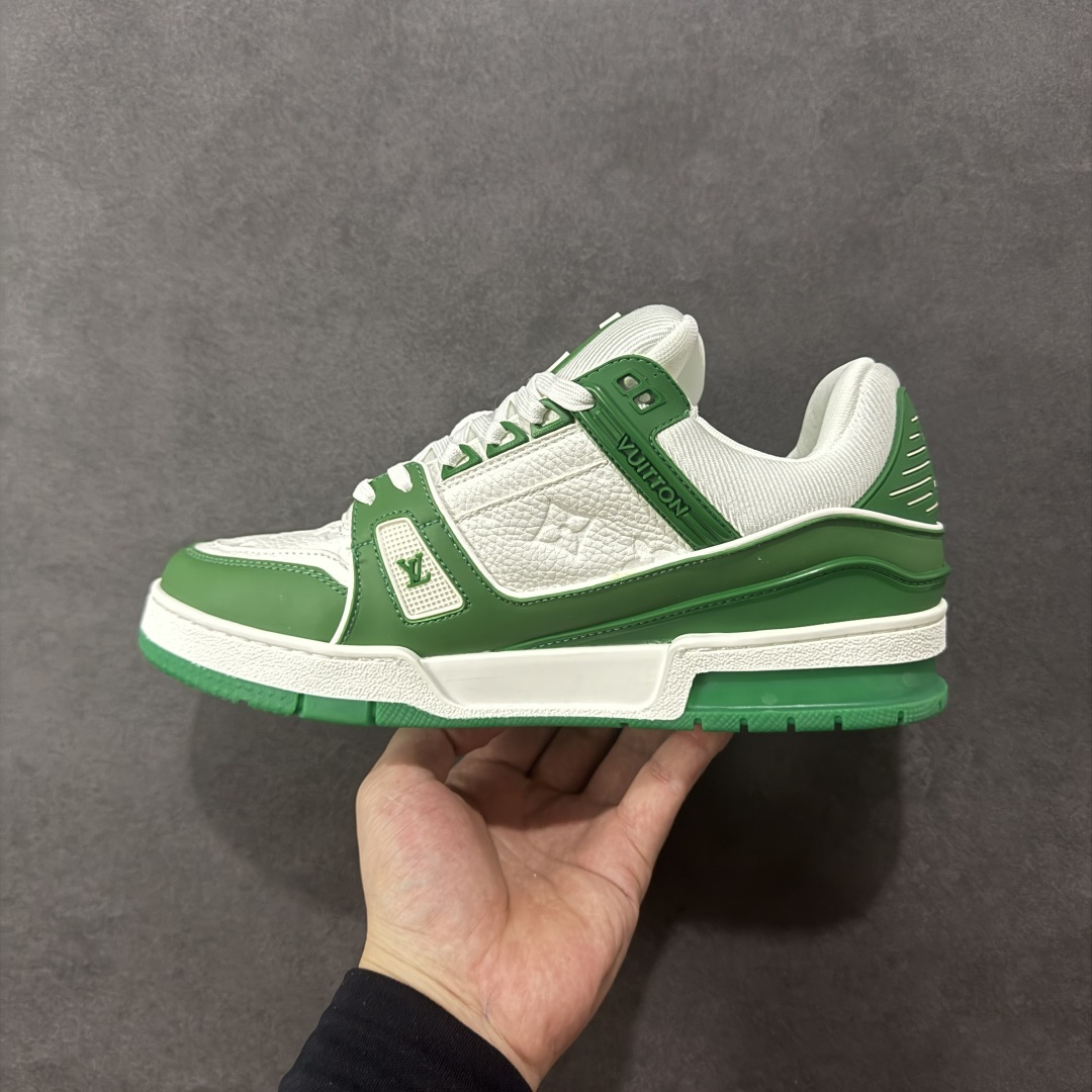 图片[2]-【头层礼盒版】Louis Vuitton LV Trainer 路易威登 驴牌 L家 情侣款 休闲 运动鞋 滑板鞋 广东大厂出品 头层皮料 高版本 极具性价比 做工版型到位 高清洁度 不偷工减料 非常推荐 尺码：35-45-选品中心