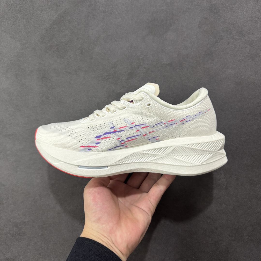 图片[2]-【公司级】Asics SONICBLAST 亚瑟士运动休闲透气专业跑鞋 此种置于中底内部的自适应发泡材料 可在每一次冲击后帮助足弓重新定位 强化迈步时的支撑性中底处的另一项升级为FFBLASTTM PLUSECO缓冲科技 此种材料含有约24%的生物基成分 可在每一步中创造绵柔的触地脚感PureGELM科技位干鞋跟底部 柔软度比标准GELM科技高65% 为长跑训练者带来令人惊奇的运动顺畅感 货号： 1012B8621124 尺码： 40 40.5 41.5 42 42.5 43.5 44 45 46-选品中心