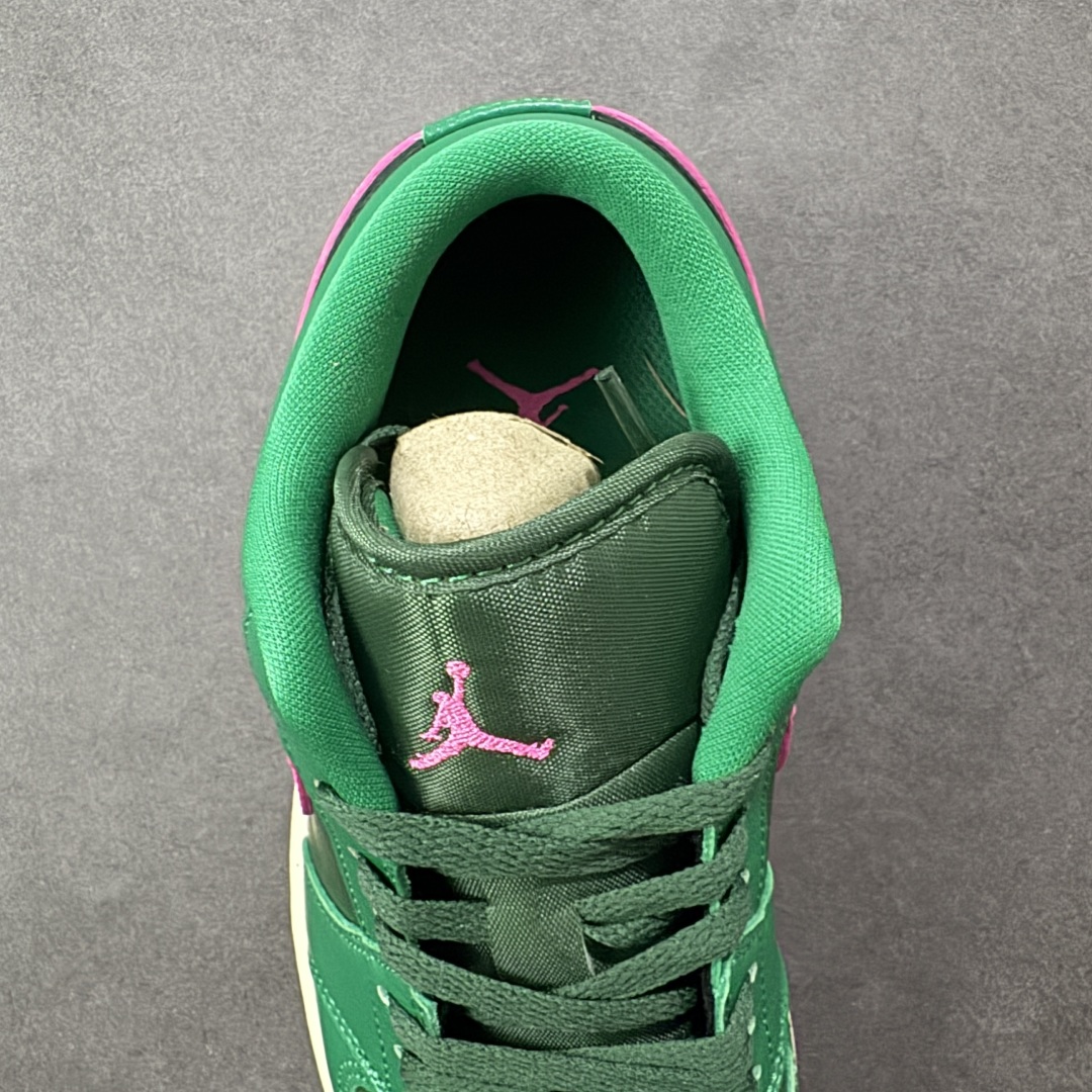 图片[7]-【K版纯原】Air Jordan AJ1 Low 低帮 绿红 DC0774-300 全新流水线出品 市场第二梯队最强版 全部原鞋开发 原楦原纸板开发 全鞋电脑针车 原厂内置全掌气垫 原盒内在原标 唯一Zp原版鞋带绑法 免检产品 全新2022版型 全头层皮料 完美零毛边处理 原厂配置全掌气垫 价格定位良心 新配色陆续出货 尺码：36-46-选品中心