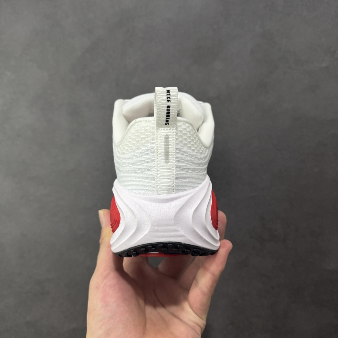 图片[4]-【公司跑量版】Nike VOMERO PLUS 舒适减震防滑 低帮跑步鞋 全掌ReactX泡绵中底 前掌和后跟还配备了Air Zoom气垫单元 据说跑起来更快更舒适哦 这次最大的升级点 首次引入了ReactX泡绵 货号： HV8150-100 尺码： 39 40 40.5 41 42 42.5 43 44 45-选品中心