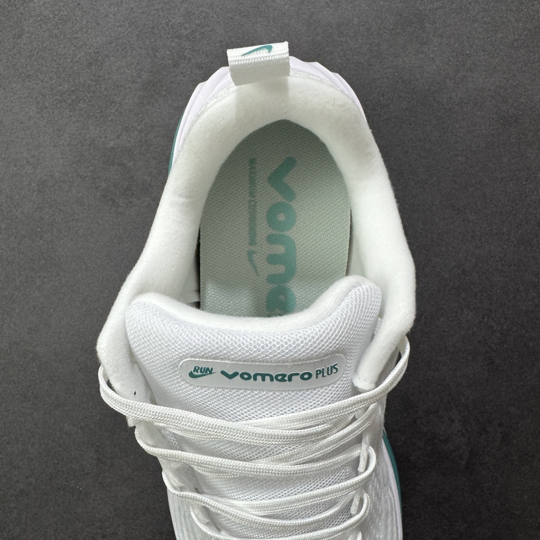 图片[7]-【公司跑量版】Nike VOMERO PLUS 舒适减震防滑 低帮跑步鞋 全掌ReactX泡绵中底 前掌和后跟还配备了Air Zoom气垫单元 据说跑起来更快更舒适哦 这次最大的升级点 首次引入了ReactX泡绵 货号： HV8154-100 尺码： 39 40 40.5 41 42 42.5 43 44 45-选品中心