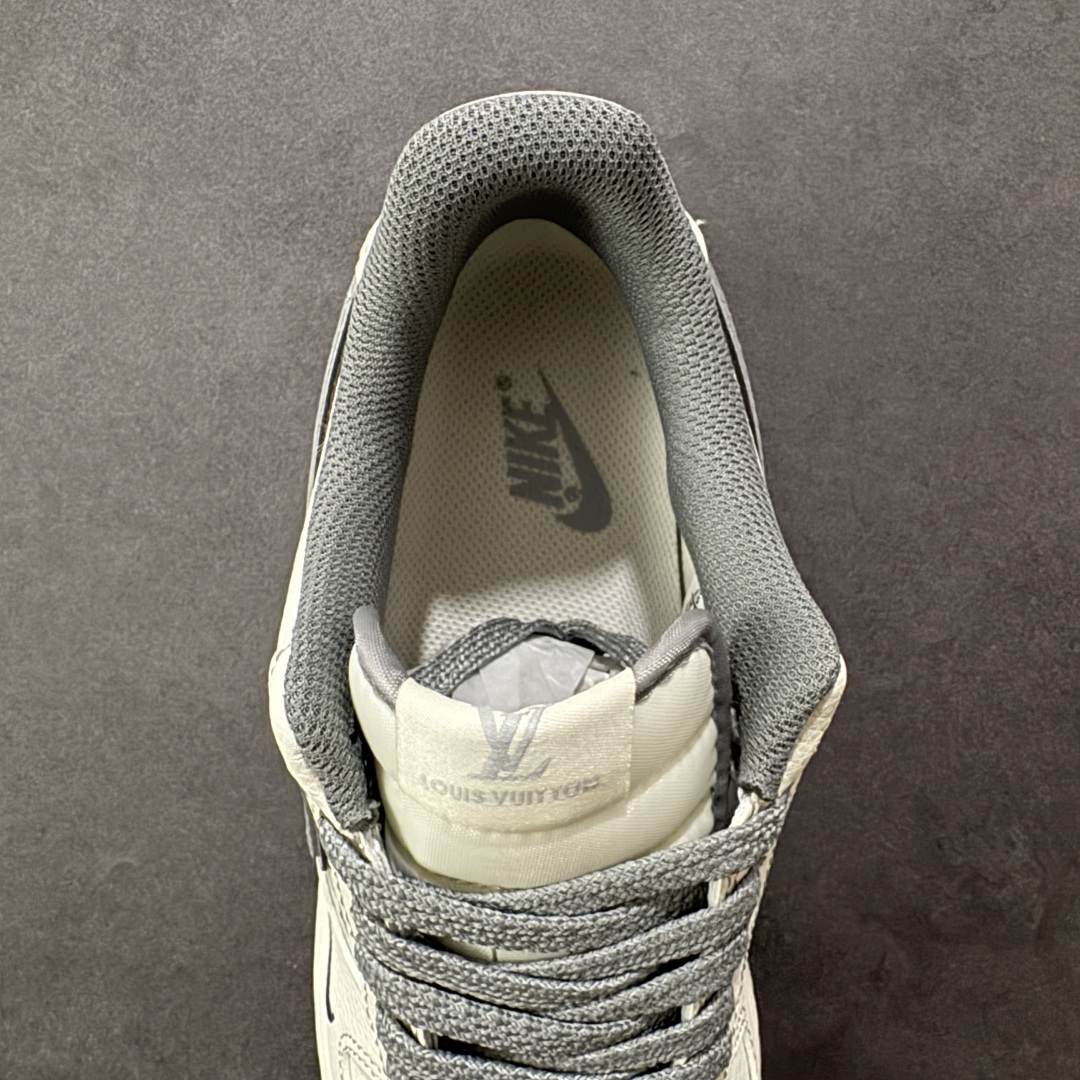 图片[7]-【定制版】Nike Air Force 1\’07 Low LV联名 印花米灰勾 空军一号低帮休闲板鞋  #原楦头原纸板 原装鞋盒 定制五金配件 内置全掌气垫 原厂鞋底 货号：HH7518-079  尺码：36 36.5 37.5 38 38.5 39 40 40.5 41 42 42.5 43 44 44.5 45-选品中心