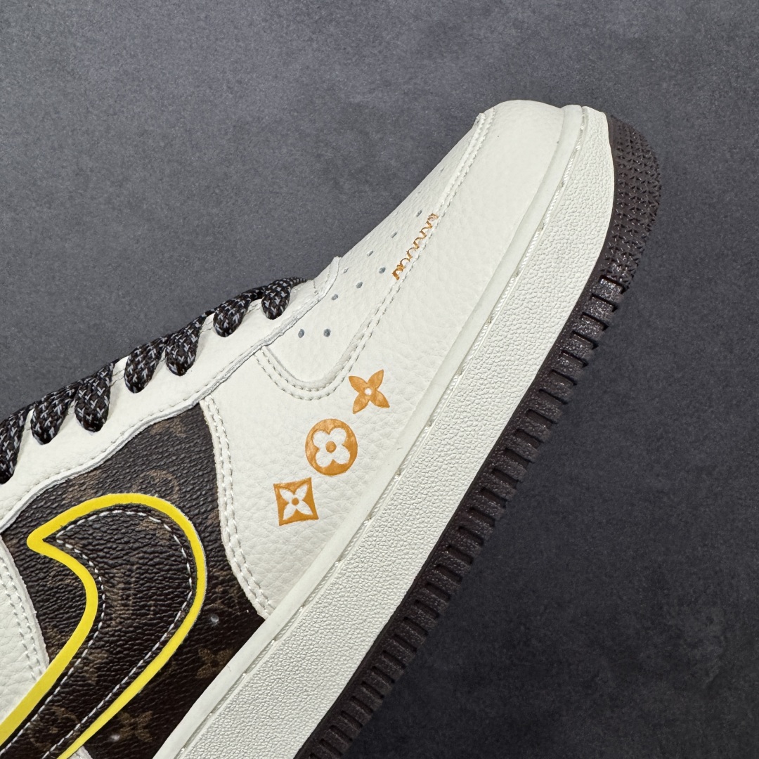 图片[5]-【定制版】Nike Air Force 1\’07 Low LV联名 米棕拼接 空军一号低帮休闲板鞋  #原楦头原纸板 原装鞋盒 定制五金配件 内置全掌气垫 原厂鞋底 货号：DD1982-302  尺码：36 36.5 37.5 38 38.5 39 40 40.5 41 42 42.5 43 44 44.5 45-选品中心