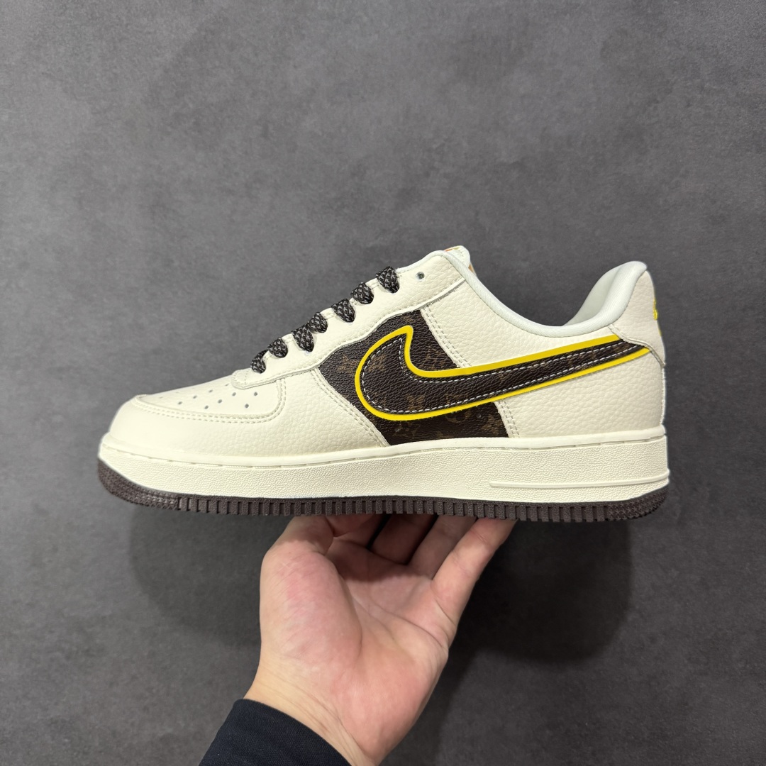 图片[2]-【定制版】Nike Air Force 1\’07 Low LV联名 米棕拼接 空军一号低帮休闲板鞋  #原楦头原纸板 原装鞋盒 定制五金配件 内置全掌气垫 原厂鞋底 货号：DD1982-302  尺码：36 36.5 37.5 38 38.5 39 40 40.5 41 42 42.5 43 44 44.5 45-选品中心
