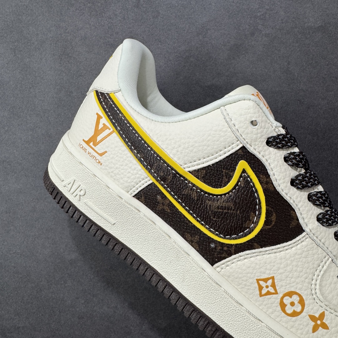 图片[6]-【定制版】Nike Air Force 1\’07 Low LV联名 米棕拼接 空军一号低帮休闲板鞋  #原楦头原纸板 原装鞋盒 定制五金配件 内置全掌气垫 原厂鞋底 货号：DD1982-302  尺码：36 36.5 37.5 38 38.5 39 40 40.5 41 42 42.5 43 44 44.5 45-选品中心