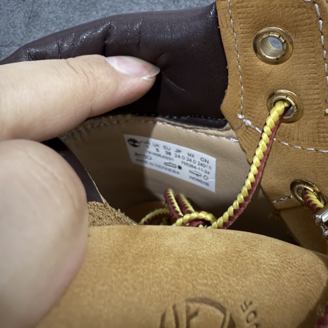 图片[6]-【莞产纯原】添柏岚 Timberland 踢不烂/经典款黄色高帮 厚底矮子乐 女款 型号10361 莞产代购统一渠道发货订单 某物一致品质 无需强调华丽文案 只需简单介绍用料 原单正品工艺解析 进口防水磨砂牛皮 紫光Logo防伪标识 精准电脑车线 四线并齐工艺 一万次横折动态防水 一体成型注塑工艺（⚠️区别冷粘一体成型版本）橡胶防滑大底耐造耐磨 全真牛皮领口/内里/鞋垫 配备抗疲劳减震蜂窝鞋垫 舒适性极高 平常生活实用性极高 经典简单易搭配 刮风下雨打雷防电防水抗寒保温必备 尺码： 35 36 37 37.5 38 38.5 39 39.5 40 正品官网一致尺码不偏码-选品中心