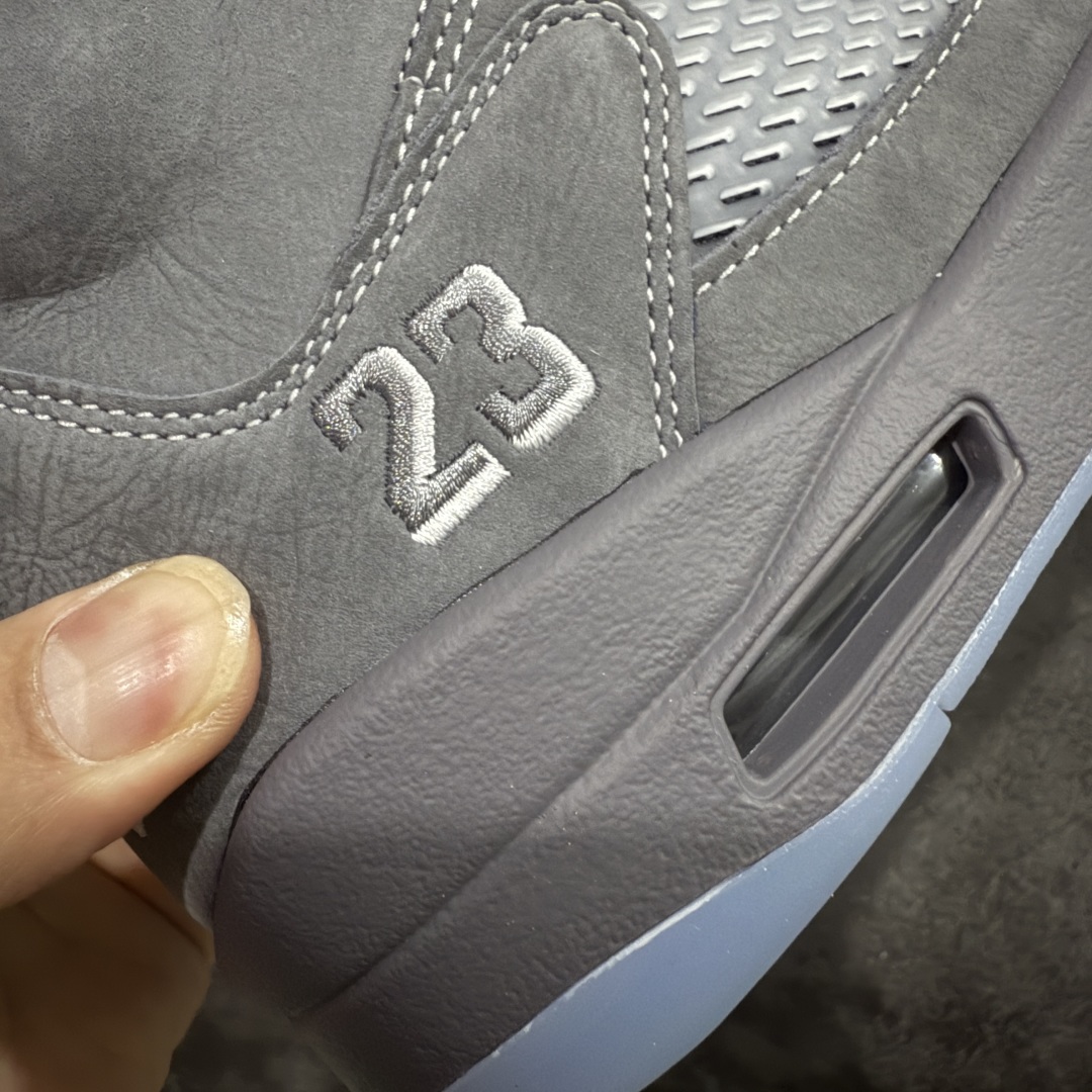 图片[3]-【PK纯原】Air Jordan 5 \”Wolf Grey\” AJ5 乔5狼灰 DD0587-002 国内一线大厂出品 匠心打造 原厂皮料原厂数据 全新纸板 模具打造 外贸 平台高端零售专供品质 品质毋庸置疑 一眼正品既视感 细节均已解码 尺码：40 40.5 41 42 42.5 43 44 44.5 45 46 47.5-选品中心
