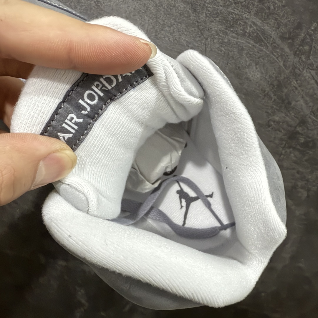 图片[8]-【PK纯原】Air Jordan 5 \”Wolf Grey\” AJ5 乔5狼灰 DD0587-002 国内一线大厂出品 匠心打造 原厂皮料原厂数据 全新纸板 模具打造 外贸 平台高端零售专供品质 品质毋庸置疑 一眼正品既视感 细节均已解码 尺码：40 40.5 41 42 42.5 43 44 44.5 45 46 47.5-选品中心