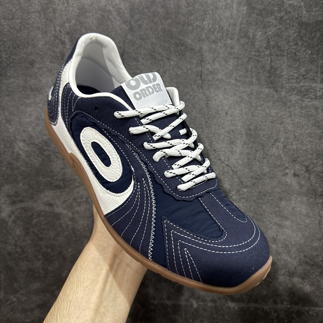 图片[3]-【公司级】OLD ORDER Turbo-Lite芭蕾复古德训鞋 鞋子上脚效果很帅好看 码数很正不偏码 鞋身透气舒适不臭脚 鞋底防滑耐磨 鞋带自带Hello Kitty玫瑰金配件 鞋底好软，脚感特别舒服 逛街穿一天都不累脚的 货号：O2320814 尺码：35-44 编码：TLB270280-选品中心