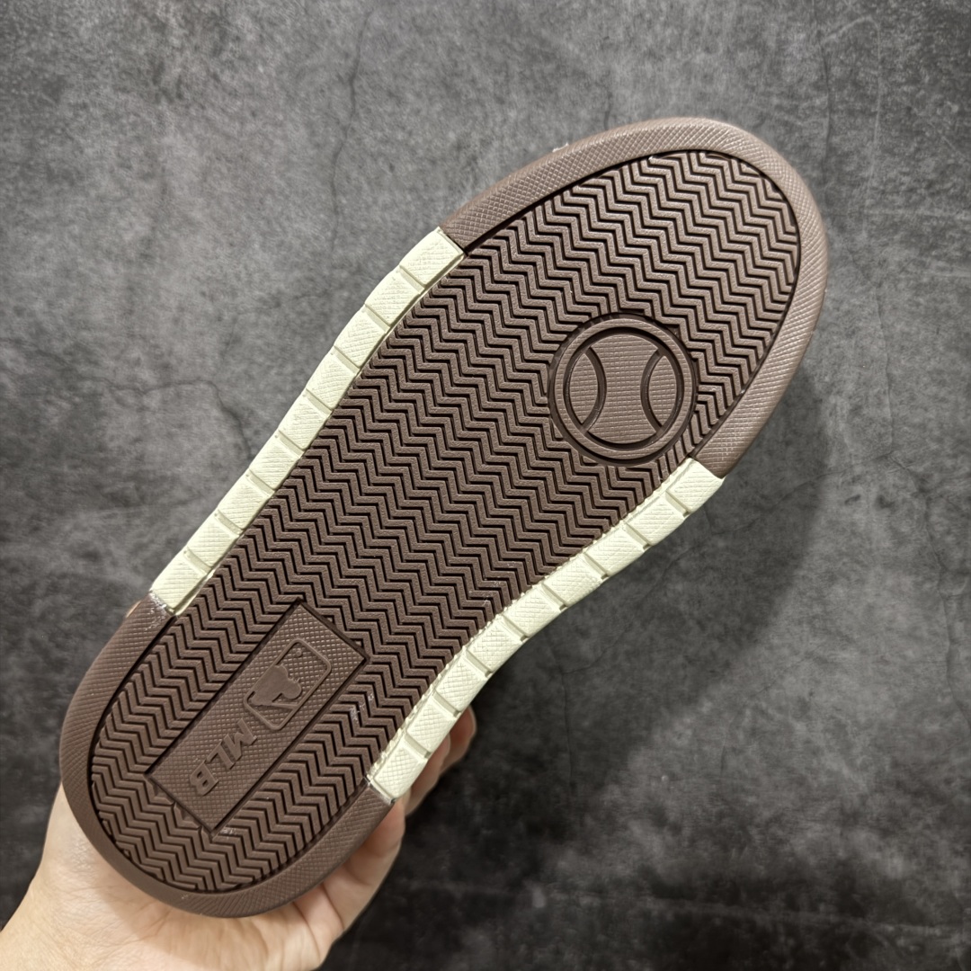 图片[9]-【公司级】全新MLB Chunky Liner Classic Monogarm中帮板鞋 韩国洋基队棒球联盟MLB NY网红老爹鞋 高帮牛仔大标魔术贴 原材料打造 原楦原档案数据开发版型 完美鞋头弧度/后套收口效果 原厂立体填充鞋舌海绵 中底注胶孔原数据开发模具大底原厂转印标 内增高6cm 原厂软质鞋垫 超好脚感 原厂1：1模具开发 原厂进口纳米材质 官网同步尺码：35 36 36.5 37.5 38 38.5 39 40 40.5 41 42 42.5 43 44 45-选品中心