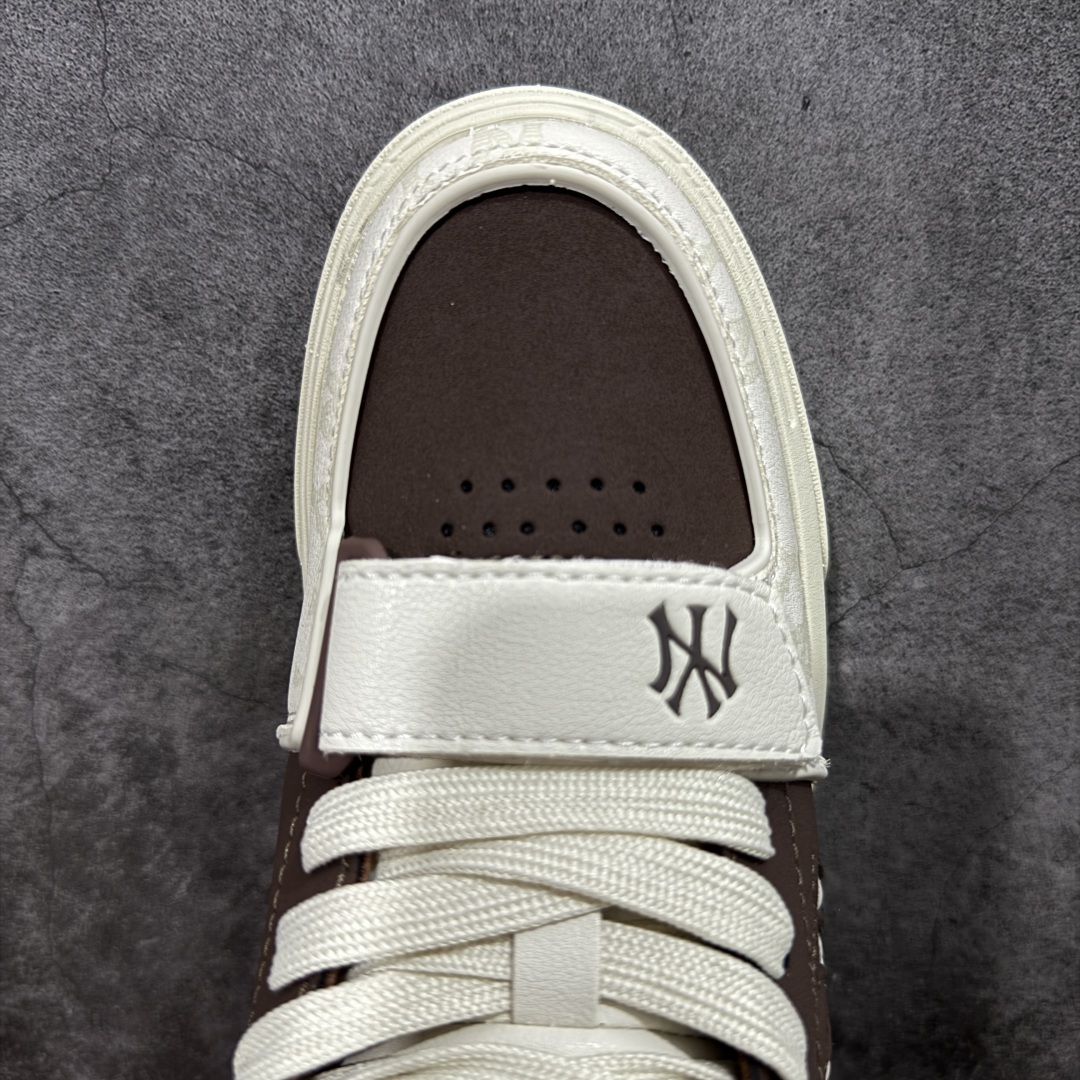 图片[5]-【公司级】全新MLB Chunky Liner Classic Monogarm中帮板鞋 韩国洋基队棒球联盟MLB NY网红老爹鞋 高帮牛仔大标魔术贴 原材料打造 原楦原档案数据开发版型 完美鞋头弧度/后套收口效果 原厂立体填充鞋舌海绵 中底注胶孔原数据开发模具大底原厂转印标 内增高6cm 原厂软质鞋垫 超好脚感 原厂1：1模具开发 原厂进口纳米材质 官网同步尺码：35 36 36.5 37.5 38 38.5 39 40 40.5 41 42 42.5 43 44 45-选品中心