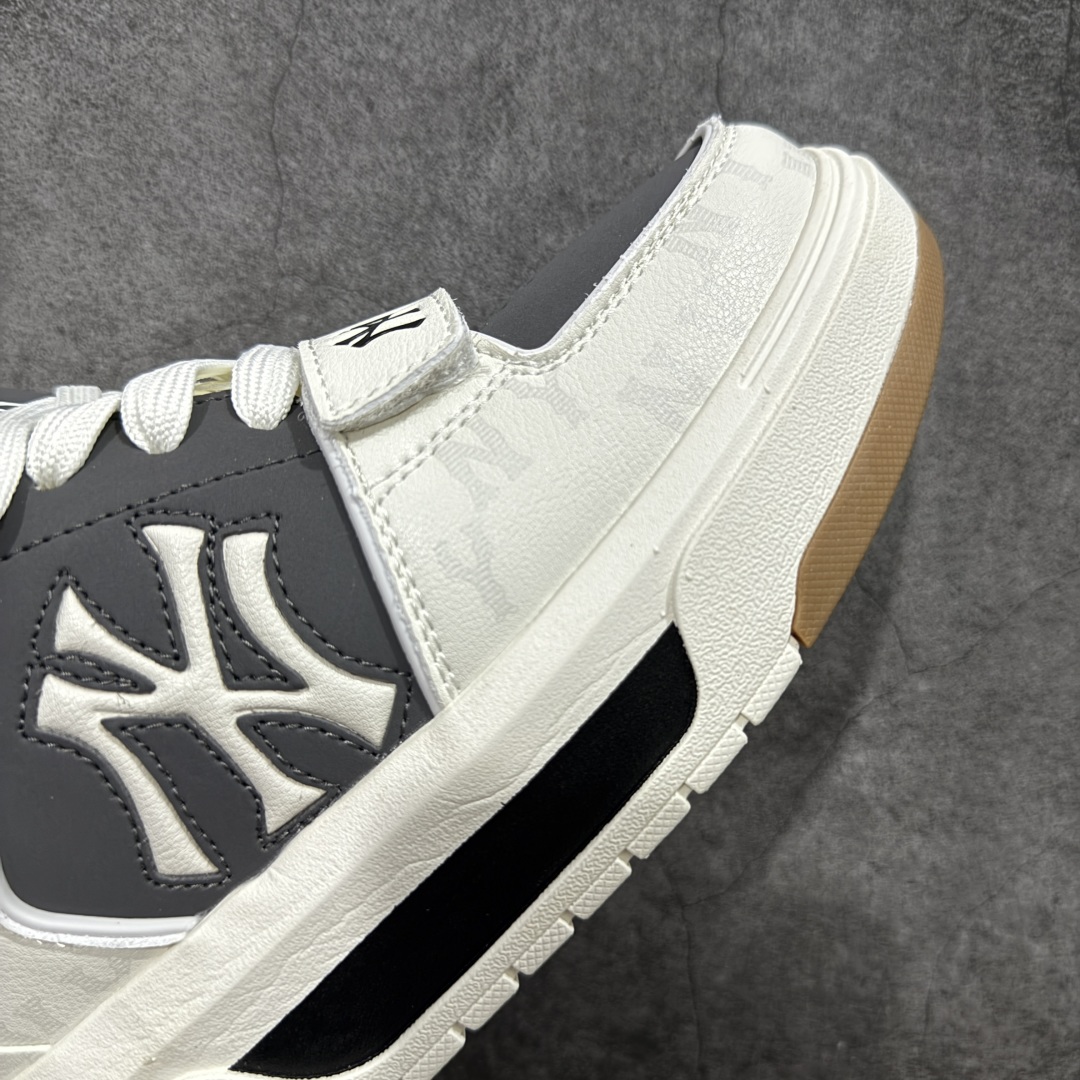 图片[6]-【公司级】全新MLB Chunky Liner Classic Monogarm中帮板鞋 韩国洋基队棒球联盟MLB NY网红老爹鞋 高帮牛仔大标魔术贴 原材料打造 原楦原档案数据开发版型 完美鞋头弧度/后套收口效果 原厂立体填充鞋舌海绵 中底注胶孔原数据开发模具大底原厂转印标 内增高6cm 原厂软质鞋垫 超好脚感 原厂1：1模具开发 原厂进口纳米材质 官网同步尺码：35 36 36.5 37.5 38 38.5 39 40 40.5 41 42 42.5 43 44 45-选品中心