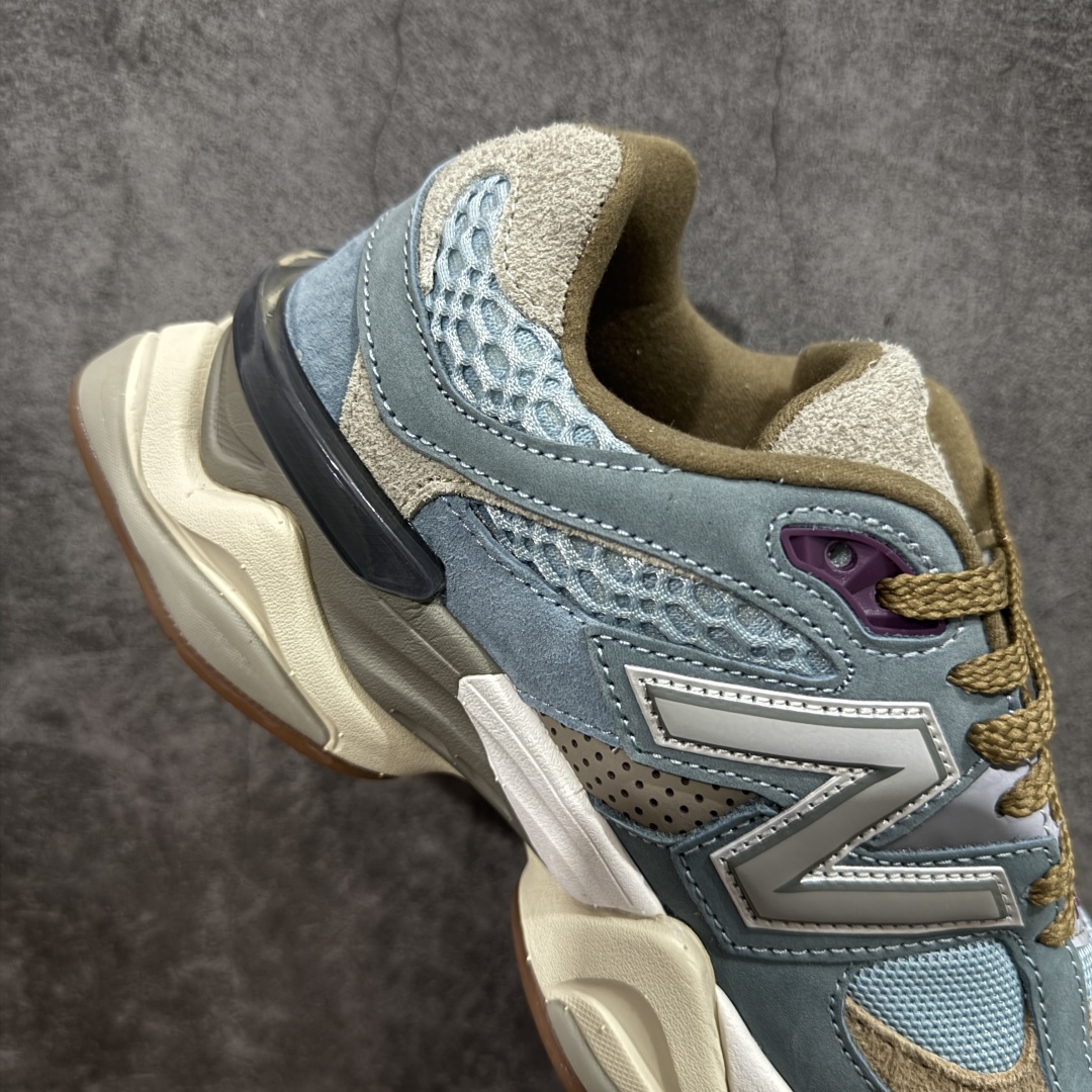 图片[7]-【K8纯原】 New Balance NB9060 联名款 复古休闲运动慢跑鞋 棕灰蓝色U9060BD1 原盒原配件齐全 全套原楦原纸板原厂数据开发 进口三明治网面 原装进口翻毛皮料正确绒感卡色 正确中底拉帮中底网布细节 原厂标裁 带紫光防伪 定制后跟透明水晶模块 冲裁组合 大底贴合程度胶水上色把控完美 整洁度挑战全网艺术家 多道序QC把关品质完善 匠心打造 耗时两个月开发完成 工艺极其复杂难度可想而知 新开独立私模大底 全网唯一正确六层组合大底 高端零售专供产物 尺码：36 37 37.5 38 38.5 39 40 40.5 41 42 42.5 43 44 45-选品中心