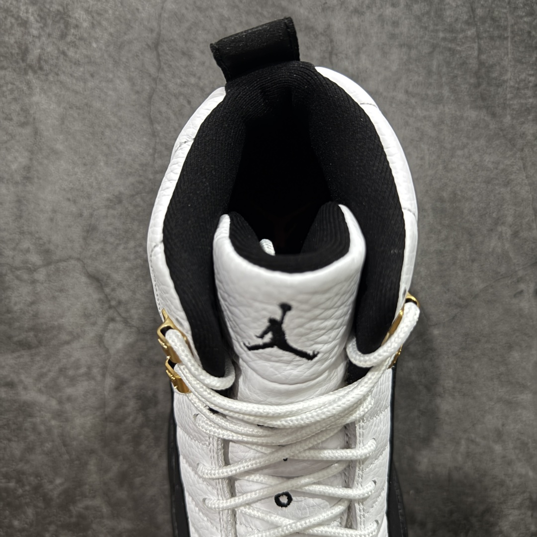 图片[8]-【PK纯原版】Air Jordan AJ12 Retro 潮流 中帮 复古篮球鞋 金扣2025版 CT8013-117 纯原大厂出品 原楦原纸板开发 原汁原味12代鞋型 进口原厂皮料 超软荔枝皮 质感满分 原厂碳板 原装材料 原厂定制金属扣 原厂电绣 支持与公司货全方位对比 只服务于5%懂鞋的高端客户 发国外可支持各种retail商店充正寄售 尺码：40 40.5 41 42 42.5 43 44 44.5 45 45.5 46 47.5-选品中心