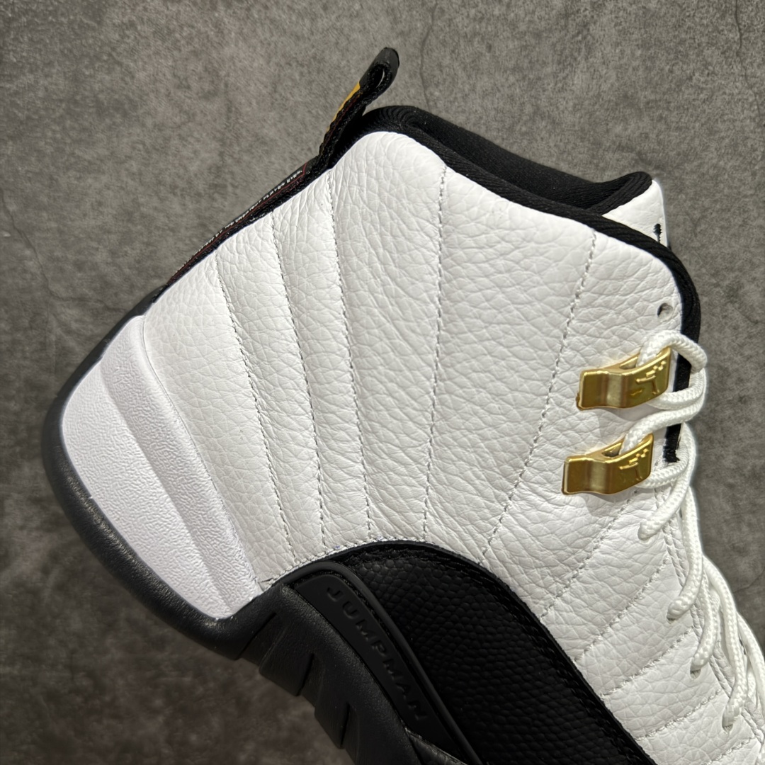 图片[7]-【PK纯原版】Air Jordan AJ12 Retro 潮流 中帮 复古篮球鞋 金扣2025版 CT8013-117 纯原大厂出品 原楦原纸板开发 原汁原味12代鞋型 进口原厂皮料 超软荔枝皮 质感满分 原厂碳板 原装材料 原厂定制金属扣 原厂电绣 支持与公司货全方位对比 只服务于5%懂鞋的高端客户 发国外可支持各种retail商店充正寄售 尺码：40 40.5 41 42 42.5 43 44 44.5 45 45.5 46 47.5-选品中心