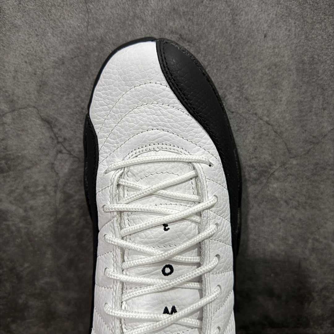 图片[5]-【PK纯原版】Air Jordan AJ12 Retro 潮流 中帮 复古篮球鞋 金扣2025版 CT8013-117 纯原大厂出品 原楦原纸板开发 原汁原味12代鞋型 进口原厂皮料 超软荔枝皮 质感满分 原厂碳板 原装材料 原厂定制金属扣 原厂电绣 支持与公司货全方位对比 只服务于5%懂鞋的高端客户 发国外可支持各种retail商店充正寄售 尺码：40 40.5 41 42 42.5 43 44 44.5 45 45.5 46 47.5-选品中心