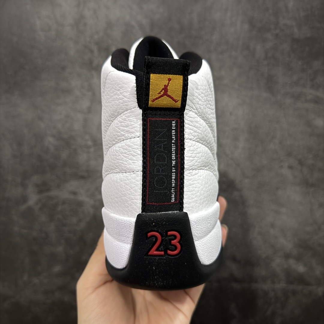 图片[4]-【PK纯原版】Air Jordan AJ12 Retro 潮流 中帮 复古篮球鞋 金扣2025版 CT8013-117 纯原大厂出品 原楦原纸板开发 原汁原味12代鞋型 进口原厂皮料 超软荔枝皮 质感满分 原厂碳板 原装材料 原厂定制金属扣 原厂电绣 支持与公司货全方位对比 只服务于5%懂鞋的高端客户 发国外可支持各种retail商店充正寄售 尺码：40 40.5 41 42 42.5 43 44 44.5 45 45.5 46 47.5-选品中心