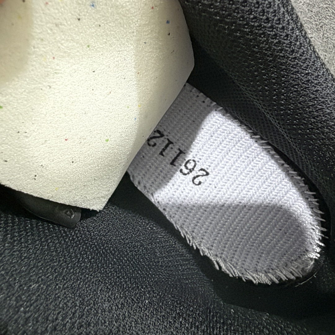 图片[8]-【纯原版】Salomon萨洛蒙2025秋冬新款XA pro 3D 系列新色系跑步鞋休闲运动鞋 479616-29 中底搭载全掌玻璃纤维能量板和超厚弹性泡沫中底，跑动时推进力十足，缓震回馈很强，日常通勤或训练都很稳 鞋身长毛牛猄皮面设计，内层材质透气网面 穿着舒适度好 原版材质 原版大底 尺码：35-45-选品中心