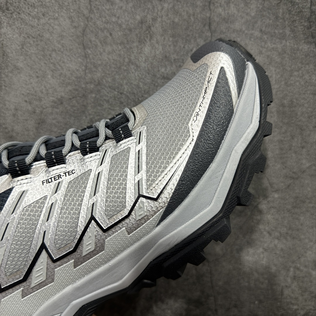 图片[6]-【GX纯原】凯乐石KAILAS 远征5 FLT 舒适简约经典登山 防滑耐磨防水 低帮 徒步鞋 市面唯一正确防泼水防水面料 正确防水内里布 真正做到内外防水 区别市场假防水 鞋面材质：运用耐磨防砂网布，能防止沙石进入鞋内，同时具备良好的透气性，可让脚部保持干爽。 \\t鞋底性能：搭载Vibram防滑耐磨大底，有出色的抓地力，仿鲨齿纹路设计，能应对各种复杂路面；鞋底还能提供良好的稳定性和支撑力，减少脚部疲劳。 \\t防水技术：采用FILTERTEC防水透气技术，防水指数高达8000mm H₂O，能有效防止雨水渗透，同时能保持脚面干爽。 \\t细节设计：鞋头采用橡胶防撞包边，保护脚趾免受伤害；鞋舌一体式设计，防止碎石泥沙进入；采用亚洲人脚型鞋楦设计，配合中腰包裹，提高舒适性。 适用场景：适合多日或单日轻装徒步，也可用于城市通勤，是一双兼顾户外与日常穿着的多功能鞋子。 尺码：40 41.5 42 42.5 43 44 44.5 45（女码第二轮出货）-选品中心