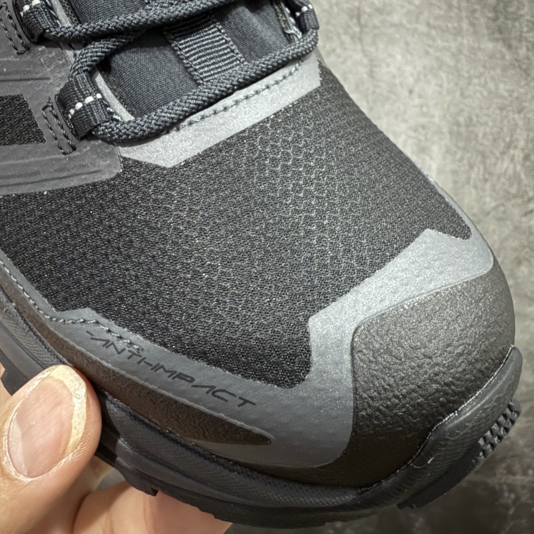 图片[4]-【GX纯原】凯乐石KAILAS 远征5 FLT 舒适简约经典登山 防滑耐磨防水 低帮 徒步鞋 市面唯一正确防泼水防水面料 正确防水内里布 真正做到内外防水 区别市场假防水 鞋面材质：运用耐磨防砂网布，能防止沙石进入鞋内，同时具备良好的透气性，可让脚部保持干爽。 \\t鞋底性能：搭载Vibram防滑耐磨大底，有出色的抓地力，仿鲨齿纹路设计，能应对各种复杂路面；鞋底还能提供良好的稳定性和支撑力，减少脚部疲劳。 \\t防水技术：采用FILTERTEC防水透气技术，防水指数高达8000mm H₂O，能有效防止雨水渗透，同时能保持脚面干爽。 \\t细节设计：鞋头采用橡胶防撞包边，保护脚趾免受伤害；鞋舌一体式设计，防止碎石泥沙进入；采用亚洲人脚型鞋楦设计，配合中腰包裹，提高舒适性。 适用场景：适合多日或单日轻装徒步，也可用于城市通勤，是一双兼顾户外与日常穿着的多功能鞋子。 尺码：40 41.5 42 42.5 43 44 44.5 45（女码第二轮出货）-选品中心