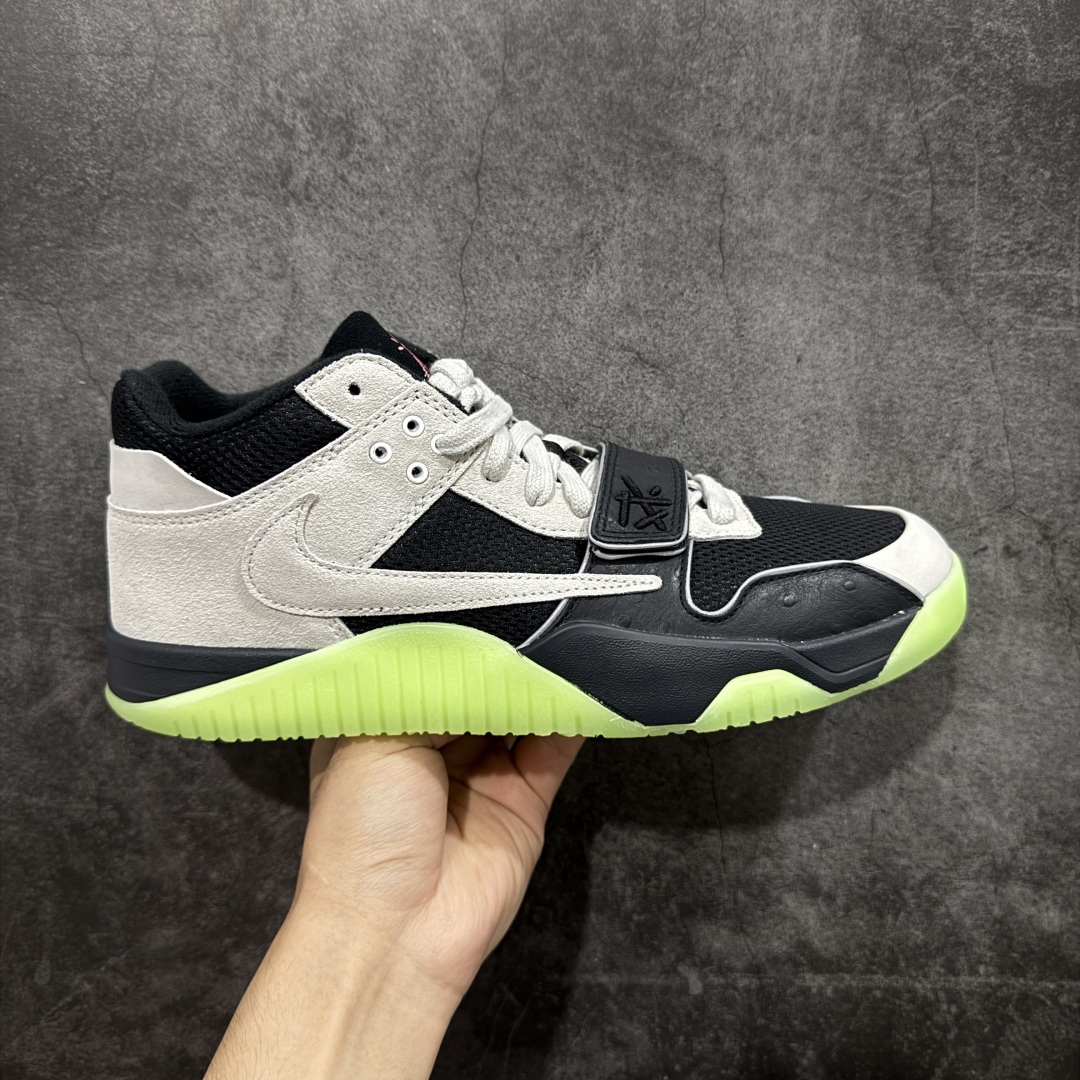 【GX纯原】Travis Scott x Jordan AJ Cut The Check TS倒钩联名魔术贴篮球鞋 荧光绿 IH7971-001 注意默认配原盒盒子配套布袋不用加钱 退货丢失扣30元 原厂全套原楦原纸板冲刀磨具开发 原厂皮料加持 原厂港宝加持定型后跟R度完美 同源原厂电绣 鬼脸飞翼针数密度立体效果一致 百分百一致原鞋 原厂拉帮工艺 针距密度一致 后跟弧度收口自然不对折 极致一眼正品既视感 进口玻璃冲刀皮料裁剪零毛边 全鞋电脑针车工艺 品控清洁度最高QC检验标准 免检产品 原厂订购鞋盒、布袋、鞋标、防尘纸、鞋撑、鞋带 追求极致的原厂味道 配色方面采用白色为基础 搭配棕色框架呈现 完美还原了初代倒钩的配色设计 细节方面 标志性的反钩Swoosh采用米色点缀 鞋面还带有特殊的魔术贴细节 此外在鞋舌、后跟部分均带有Cactus Jack厂牌Logo 彰显鞋款特殊身份 尺码: 40 40.5 41 42 42.5 43 44 44.5 45 46 47.5-选品中心
