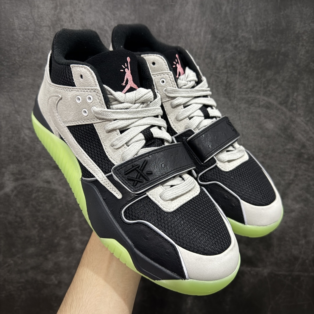 【GX纯原】Travis Scott x Jordan AJ Cut The Check TS倒钩联名魔术贴篮球鞋 荧光绿 IH7971-001 注意默认配原盒盒子配套布袋不用加钱 退货丢失扣30元 原厂全套原楦原纸板冲刀磨具开发 原厂皮料加持 原厂港宝加持定型后跟R度完美 同源原厂电绣 鬼脸飞翼针数密度立体效果一致 百分百一致原鞋 原厂拉帮工艺 针距密度一致 后跟弧度收口自然不对折 极致一眼正品既视感 进口玻璃冲刀皮料裁剪零毛边 全鞋电脑针车工艺 品控清洁度最高QC检验标准 免检产品 原厂订购鞋盒、布袋、鞋标、防尘纸、鞋撑、鞋带 追求极致的原厂味道 配色方面采用白色为基础 搭配棕色框架呈现 完美还原了初代倒钩的配色设计 细节方面 标志性的反钩Swoosh采用米色点缀 鞋面还带有特殊的魔术贴细节 此外在鞋舌、后跟部分均带有Cactus Jack厂牌Logo 彰显鞋款特殊身份 尺码: 40 40.5 41 42 42.5 43 44 44.5 45 46 47.5-选品中心