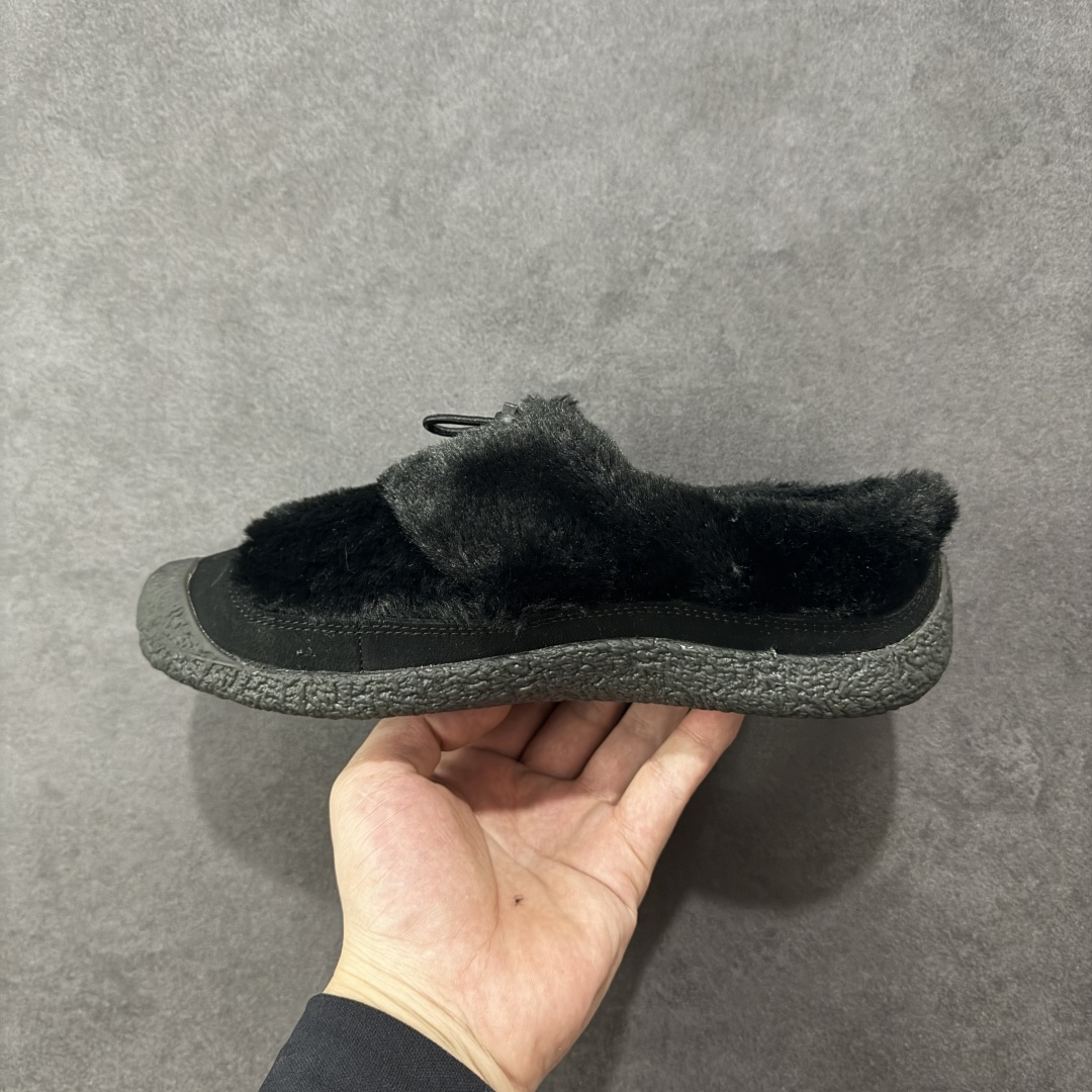 图片[2]-【HK版本】科恩 KEEN Howser 3 SLIDE 冬季户外保暖鞋一脚蹬毛毛鞋小羊蹄 穿一次就会爱上的温暖脚感 高保温性能的羊毛衬里加上耐磨防滑的橡胶外底 打破居家靽和户外靽的界限 你可以穿着它从室内到室外 尺码：35 36 37 38 39-选品中心