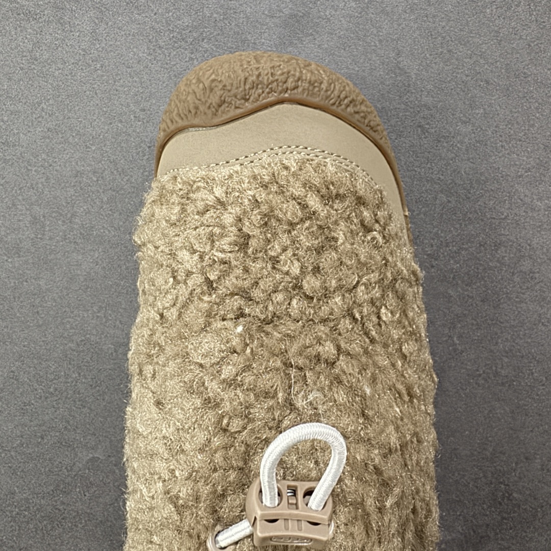 图片[8]-【HK版本】科恩 KEEN Howser 3 SLIDE 冬季户外保暖鞋一脚蹬毛毛鞋小羊蹄 穿一次就会爱上的温暖脚感 高保温性能的羊毛衬里加上耐磨防滑的橡胶外底 打破居家靽和户外靽的界限 你可以穿着它从室内到室外 尺码：35 36 37 38 39-选品中心