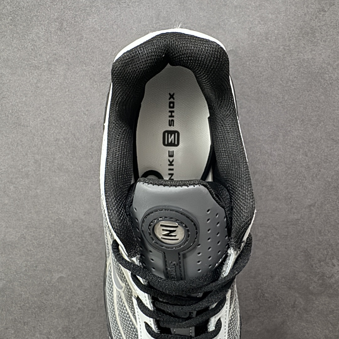 图片[7]-【外贸版本】Nike Shox Ride 2 Sp x Supreme联名款 气柱缓震跑步鞋 Shox系列 舒适与时尚的完美结合，这款现代经典之作，凭借脚跟下方的四个支撑柱和前脚掌的Max Air技术，提供卓越的响应性缓震。鞋面采用真皮与合成革的混合材料，柔软且耐用。此外，鞋身的网眼材料和脚踝周围的通风孔得到了增强，能够保持脚部凉爽。泡绵中底，橡胶外底。 尺码：36-45无半码-选品中心