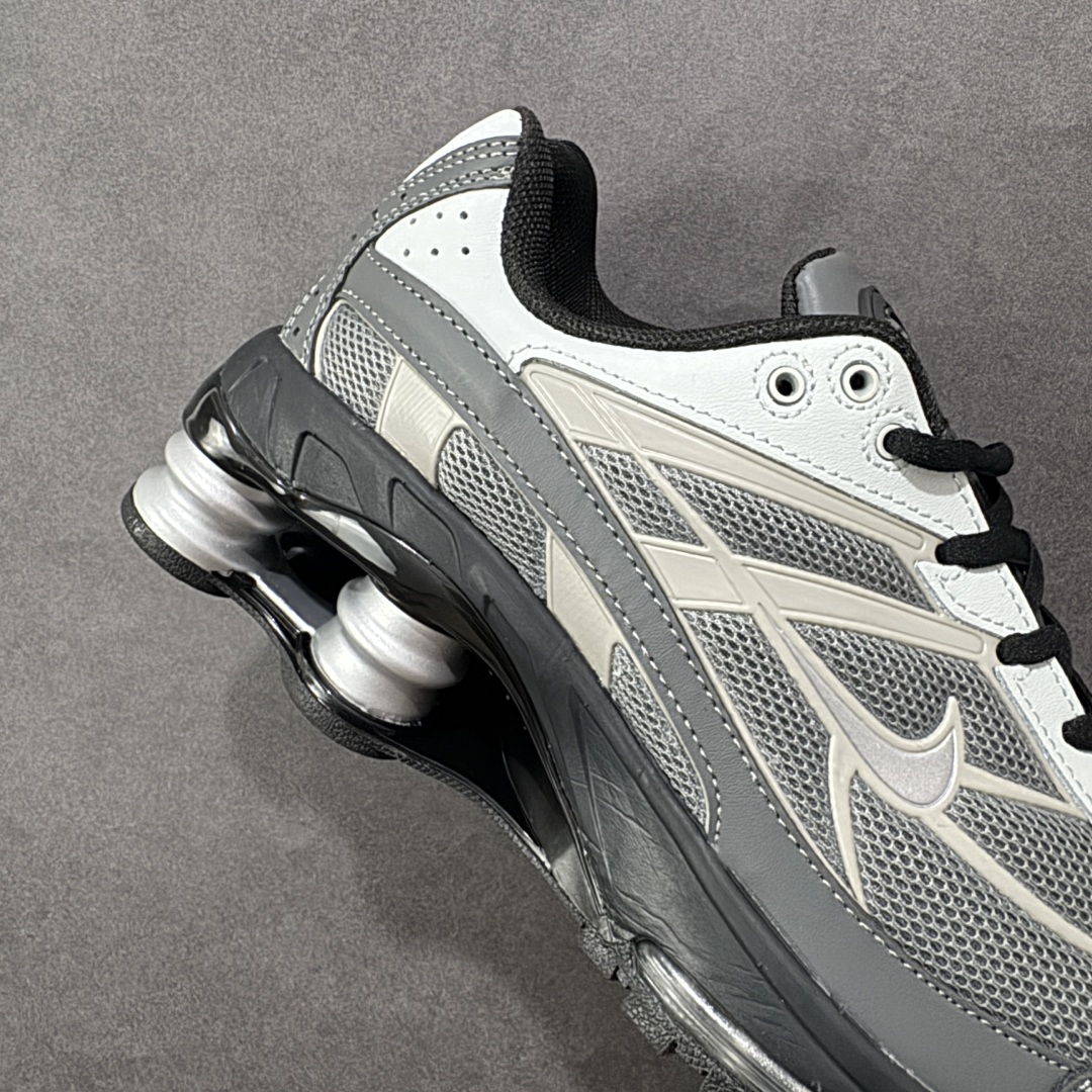 图片[6]-【外贸版本】Nike Shox Ride 2 Sp x Supreme联名款 气柱缓震跑步鞋 Shox系列 舒适与时尚的完美结合，这款现代经典之作，凭借脚跟下方的四个支撑柱和前脚掌的Max Air技术，提供卓越的响应性缓震。鞋面采用真皮与合成革的混合材料，柔软且耐用。此外，鞋身的网眼材料和脚踝周围的通风孔得到了增强，能够保持脚部凉爽。泡绵中底，橡胶外底。 尺码：36-45无半码-选品中心