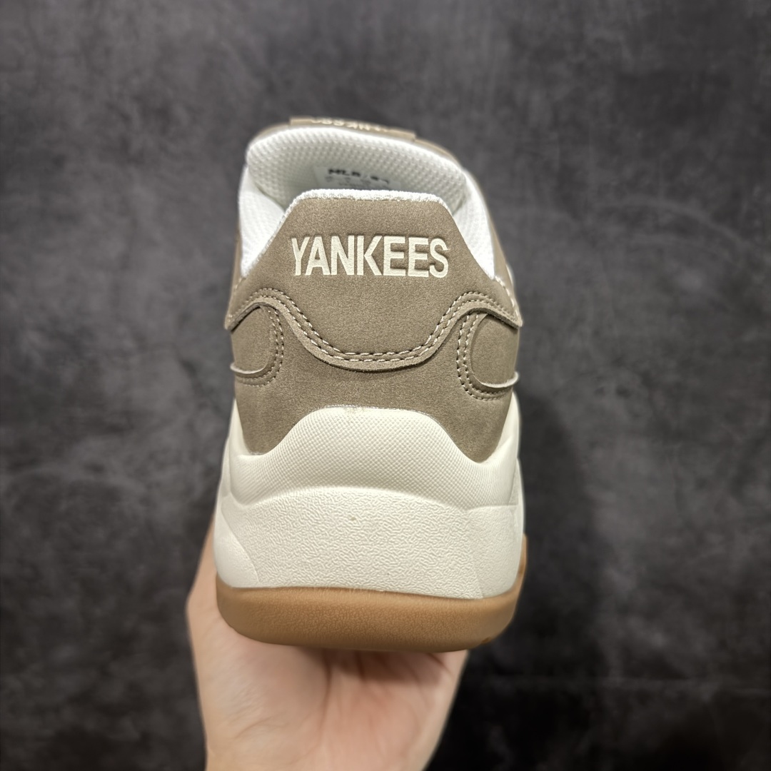 图片[4]-【纯原版】韩国洋基队NY大标潮流老爹鞋 MLB小白鞋市面上唯一顶级纯原版本 原材料打造 原楦原档案数据开发版型 完美鞋头弧度/后套收口效果🆚市面文案版本‼️ 原厂立体填充鞋舌海绵 中底注胶孔原数据开发模具大底原厂转印标 ins 抖音 快手 小红书网红老爹鞋 韩国洋基队NY大标潮流老爹鞋 内增高6cm 原厂1：1模具开发 原厂进口纳米材质 原厂 全套手提袋 原盒雷射防伪标包装 天猫订单品质 官网尺码35 36 36.5 37.5 38 38.5 39 40 40.5 41 42 42.5 43 44 45-选品中心