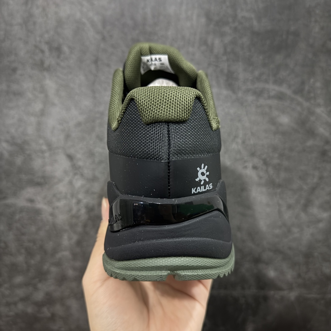 图片[4]-【公司级】凯乐石KAILAS 界山GTX 户外运动 防滑耐磨防水 低帮 登山徒步鞋 男款 KAILAS凯乐石品牌是全球三大全系攀登品牌之一，于2003年创立于中国广州，致力于为有攀登梦想的户外运动员及爱好者，研发制造功能性专业装备，满足他们在极限环境下安全舒适的需求，凯乐石专注于科技面料的开发及专业功能设计，产品线覆盖登山、攀岩、徒步、越野跑山、露营、旅行等多项户外运动，通过运动员的测试反馈，不断进化迭代，产品荣获国内外大奖71座，发明专利21个，更突破性的自主研发攀登器械，打造出中国的攀登硬实力 尺码：39 40 41 42 43 44-选品中心