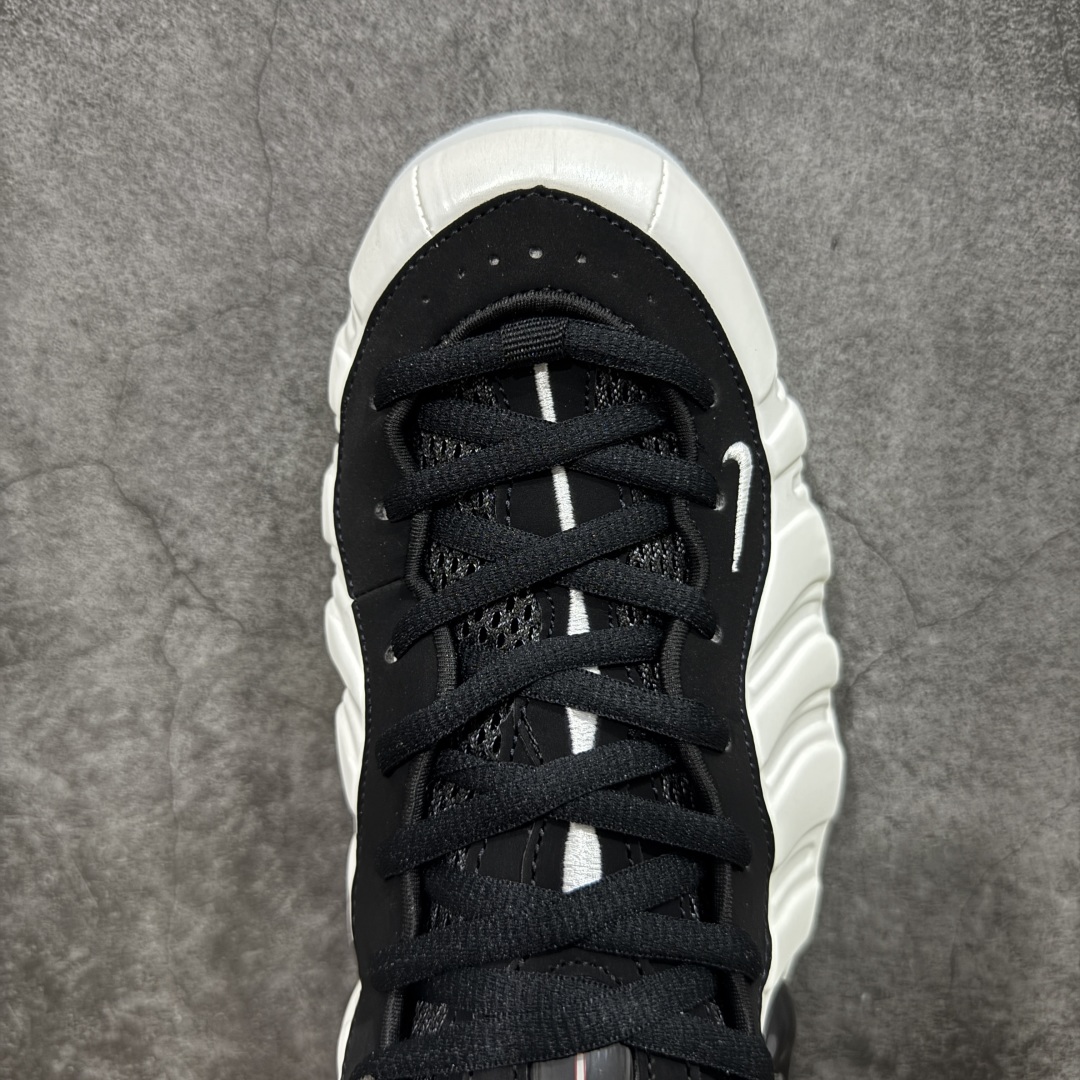 图片[5]-【莞产纯原】NK Air Foamposite One 市售最强品质 莞产顶级品质 白黑奶泡 2025 喷泡 HF0794-200 莞产原底面 公司渠道同模具 鞋型发泡360度无死角 双层Zoom气垫植入 中底完美注胶 搭载原厂碳纤维材质 诞生于1997年的NK Air Foamposite系列可以说是整个球鞋历史上最为经典的系列之一 也就是我们常说的“喷”和“泡” 其中“喷”由Foamposite One代言人Penny的英文音译而来 而“泡”则来源于另一款鞋型 Foamposite Pro中\”pro\”的音译 在诞生初期 由于高昂的造价以及超前的外形 Foamposite系列的反对者不在少数 甚至有人认为这款鞋会毁掉整个球鞋行业 但事实证明这双灵感来自于甲虫 自带“黑科技”鞋面以及双层Zoom+大块碳板的太空球鞋不仅受到了大众的接受与追捧 并且成功的影响了篮球鞋的发展 尺码：40 40.5 41 42 42.5 43 44 44.5 45 46 47.5-选品中心