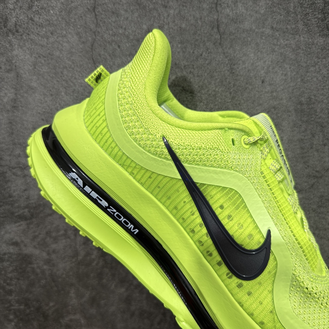 图片[7]-【S版纯原】Nike Pegasus Premium Airscape 舒适百搭减震防滑耐磨透气 低帮跑步鞋 荧光绿色 HQ2592-700    低帮跑步鞋，简约又不失活力，上脚超吸睛。  它不仅颜值高，性能更是一绝！  全掌气垫科技，减震防滑超耐磨，每一步都能感受到强劲回弹，给双脚舒适支撑。  透气鞋面，跑步时双脚也能自由呼吸。    #独家原包 原底原料 开模打造  #原厂鞋标 高精密准度  #原楦原纸板开发 匹配原版98%以上  #后跟弧度 正确呈现  #原厂皮料 质感无敌  #皮料切割干净 无任何毛边 清洁度细节完美    尺码：35.5-46-选品中心