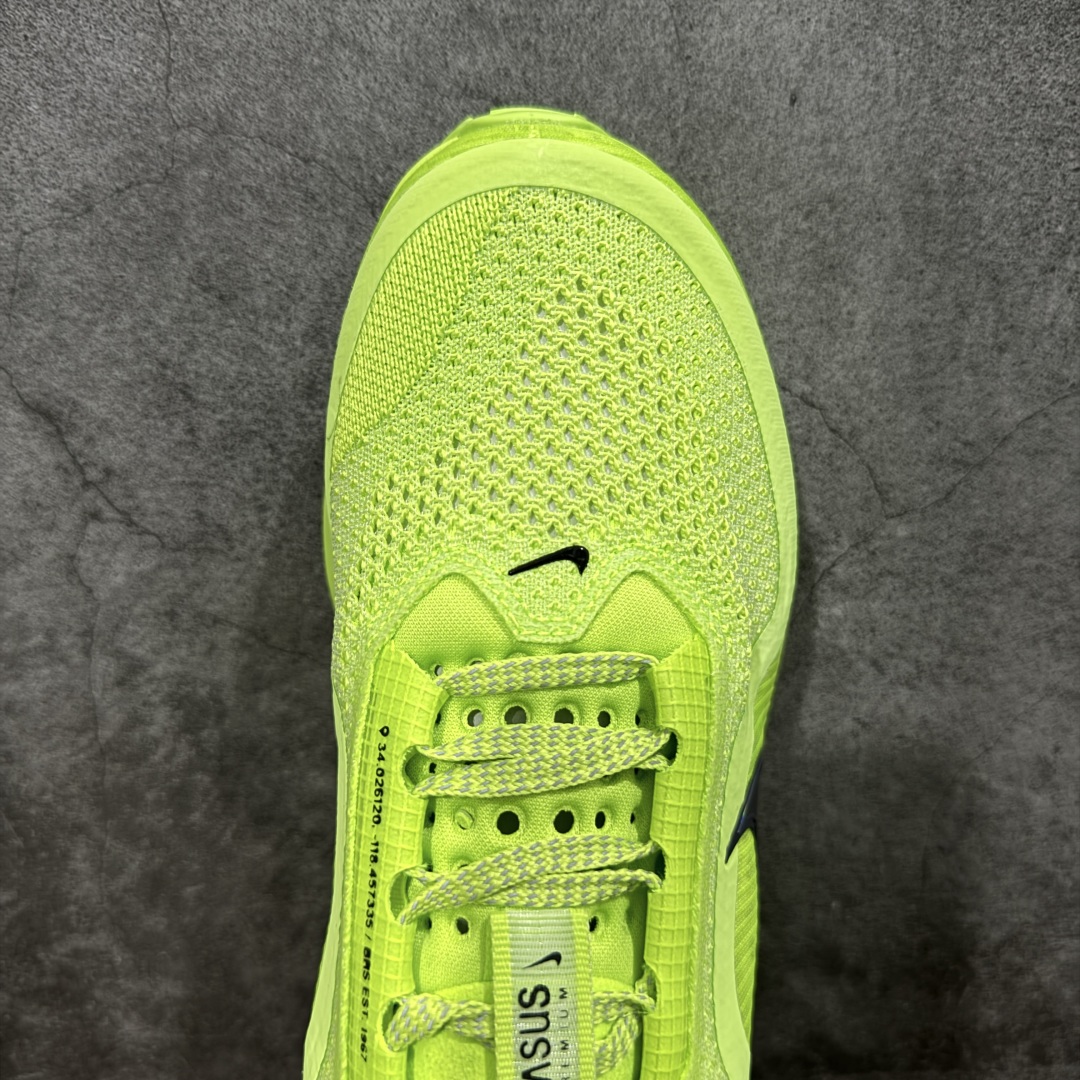 图片[5]-【S版纯原】Nike Pegasus Premium Airscape 舒适百搭减震防滑耐磨透气 低帮跑步鞋 荧光绿色 HQ2592-700    低帮跑步鞋，简约又不失活力，上脚超吸睛。  它不仅颜值高，性能更是一绝！  全掌气垫科技，减震防滑超耐磨，每一步都能感受到强劲回弹，给双脚舒适支撑。  透气鞋面，跑步时双脚也能自由呼吸。    #独家原包 原底原料 开模打造  #原厂鞋标 高精密准度  #原楦原纸板开发 匹配原版98%以上  #后跟弧度 正确呈现  #原厂皮料 质感无敌  #皮料切割干净 无任何毛边 清洁度细节完美    尺码：35.5-46-选品中心