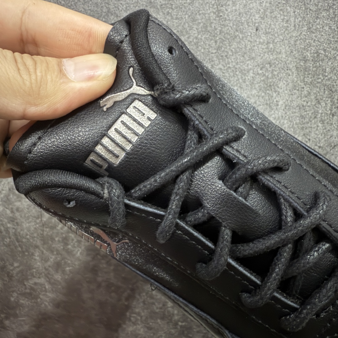 图片[6]-【CS纯原版】Puma Speedcat OG Sparco 彪马罗马阿莫尔系列 复古运动休闲赛车跑鞋 纯黑拼接 405835-02 市场第一梯队品质 版型 细节 烫金走线 完全碾压市场任意版本 欢迎对比🆚 工厂耗时3个月开发 原装档案原数据纸版楦型 采用固色翻毛皮鞋面材质(正确二次成型\’猛帮\’成型工艺🆚区别市面版本!!) 外置原数据开发轻量耐磨橡胶大底💪🏻 全球知名运动品牌PUMA宝马赛车系列 融合了宝马车队的标志性配色 以趣味十足又前卫复古的设计引领潮流 将赛道精神融入街头时尚 开启前卫竞速之旅 主打前卫复古风 Roma鞋款的鞋侧以复古的流线造型 缀以宝马经典Logo 巧妙吸睛 而Speedcat鞋款以亮眼三色条纹元素缀以舒适鞋面 赋予了独特的个性美学 演绎赛车的无尽能量 尺码：35.5-45-选品中心