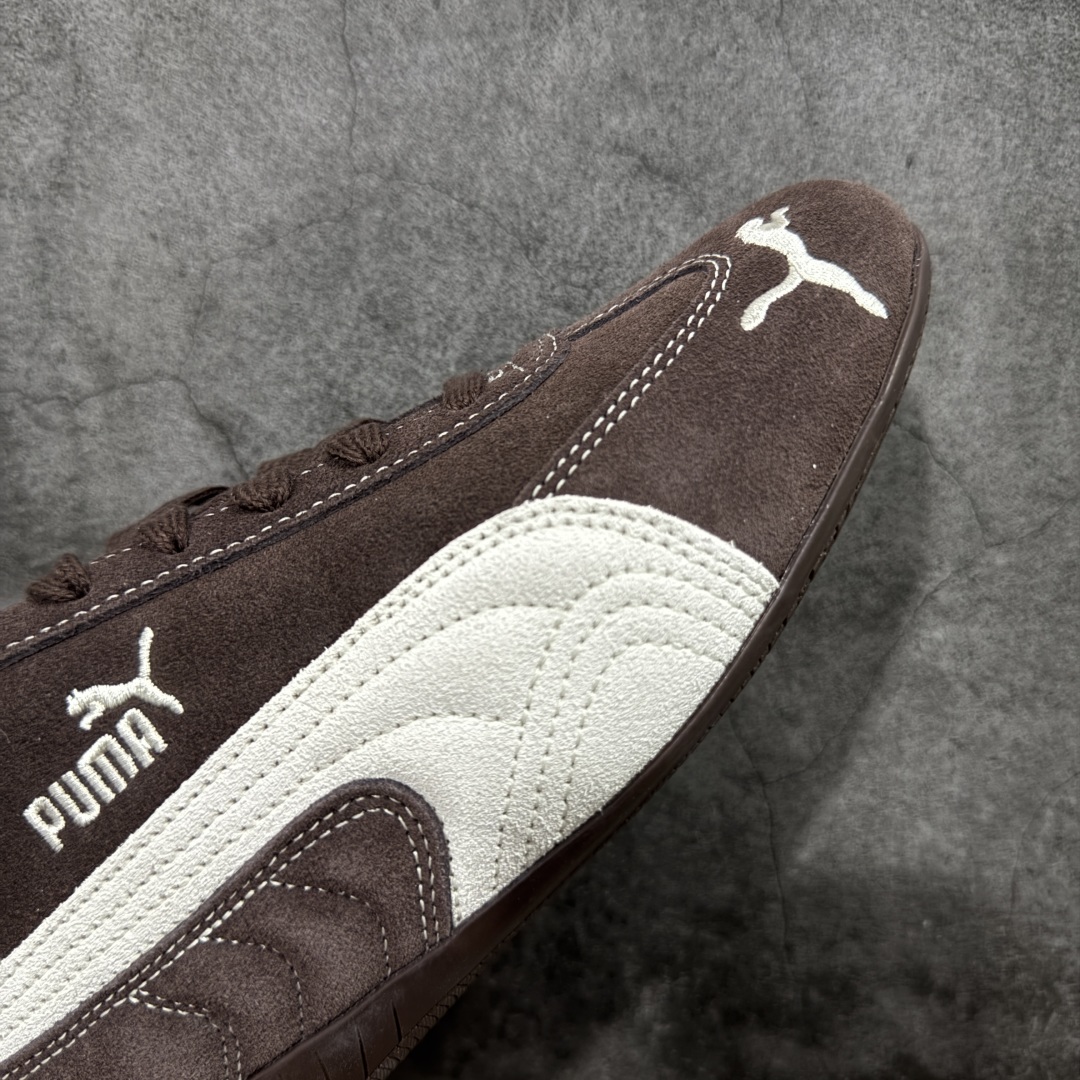 图片[6]-【CS纯原版】Puma Speedcat OG Sparco 彪马罗马阿莫尔系列 复古运动休闲赛车跑鞋 棕白 403903-01 市场第一梯队品质 版型 细节 烫金走线 完全碾压市场任意版本 欢迎对比🆚 工厂耗时3个月开发 原装档案原数据纸版楦型 采用固色翻毛皮鞋面材质(正确二次成型\’猛帮\’成型工艺🆚区别市面版本!!) 外置原数据开发轻量耐磨橡胶大底💪🏻 全球知名运动品牌PUMA宝马赛车系列 融合了宝马车队的标志性配色 以趣味十足又前卫复古的设计引领潮流 将赛道精神融入街头时尚 开启前卫竞速之旅 主打前卫复古风 Roma鞋款的鞋侧以复古的流线造型 缀以宝马经典Logo 巧妙吸睛 而Speedcat鞋款以亮眼三色条纹元素缀以舒适鞋面 赋予了独特的个性美学 演绎赛车的无尽能量 尺码：35.5-45-选品中心