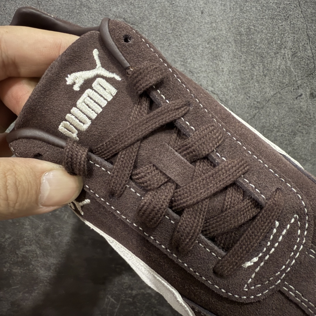 图片[6]-【CS纯原版】Puma Speedcat OG Sparco 彪马罗马阿莫尔系列 复古运动休闲赛车跑鞋 棕白 403903-01 市场第一梯队品质 版型 细节 烫金走线 完全碾压市场任意版本 欢迎对比🆚 工厂耗时3个月开发 原装档案原数据纸版楦型 采用固色翻毛皮鞋面材质(正确二次成型\’猛帮\’成型工艺🆚区别市面版本!!) 外置原数据开发轻量耐磨橡胶大底💪🏻 全球知名运动品牌PUMA宝马赛车系列 融合了宝马车队的标志性配色 以趣味十足又前卫复古的设计引领潮流 将赛道精神融入街头时尚 开启前卫竞速之旅 主打前卫复古风 Roma鞋款的鞋侧以复古的流线造型 缀以宝马经典Logo 巧妙吸睛 而Speedcat鞋款以亮眼三色条纹元素缀以舒适鞋面 赋予了独特的个性美学 演绎赛车的无尽能量 尺码：35.5-45-选品中心