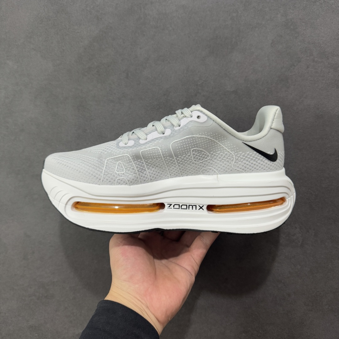 图片[2]-【公司级】Nike ZOOM PREMIUM 耐克 飞马 舒适减震防滑 低帮跑步鞋 全掌ReactX泡绵中底 前掌和后跟还配备了Air Zoom气垫单元 据说跑起来更快更舒适哦 这次最大的升级点 首次引入了ReactX泡绵 货号：FN8453-035 尺码：36 36.5 37.5 38 38.5 39 40 40.5 41 42 42.5 43 44 45 编码：XZB280290-选品中心