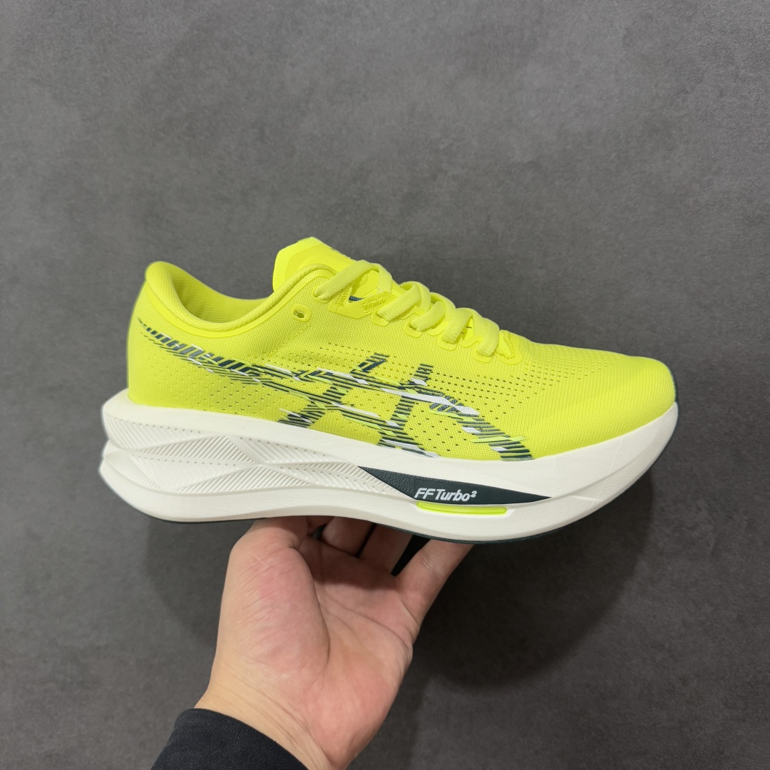 【公司级】Asics SONICBLAST 亚瑟士运动休闲透气专业跑鞋 此种置于中底内部的自适应发泡材料 可在每一次冲击后帮助足弓重新定位 强化迈步时的支撑性中底处的另一项升级为FFBLASTTM PLUSECO缓冲科技 此种材料含有约24%的生物基成分 可在每一步中创造绵柔的触地脚感PureGELM科技位干鞋跟底部 柔软度比标准GELM科技高65% 为长跑训练者带来令人惊奇的运动顺畅感 尺码: 36-45-选品中心