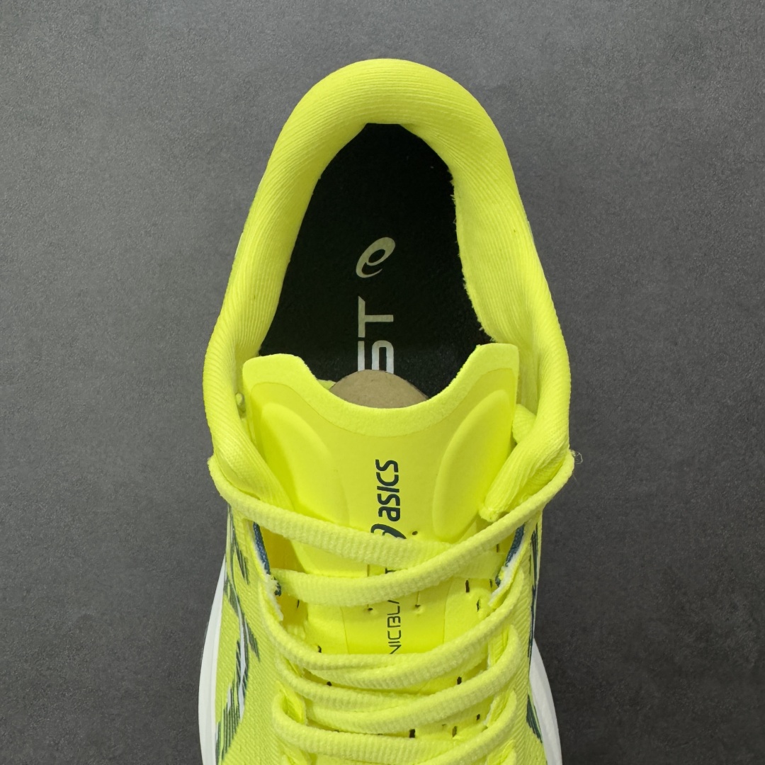 图片[7]-【公司级】Asics SONICBLAST 亚瑟士运动休闲透气专业跑鞋 此种置于中底内部的自适应发泡材料 可在每一次冲击后帮助足弓重新定位 强化迈步时的支撑性中底处的另一项升级为FFBLASTTM PLUSECO缓冲科技 此种材料含有约24%的生物基成分 可在每一步中创造绵柔的触地脚感PureGELM科技位干鞋跟底部 柔软度比标准GELM科技高65% 为长跑训练者带来令人惊奇的运动顺畅感 尺码： 36-45-选品中心