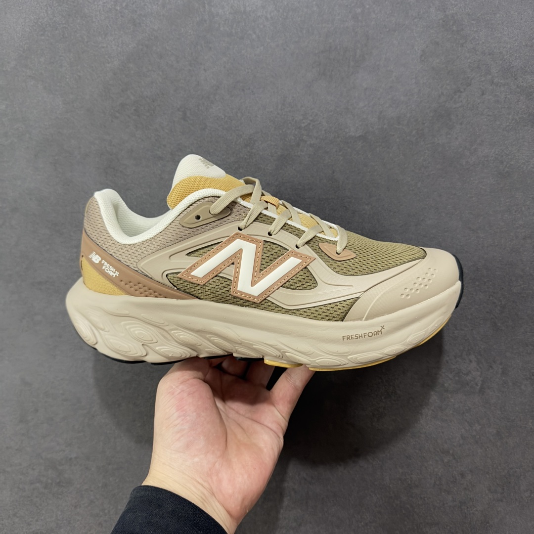【纯原版】New Balance NB Fresh Foam Evoz舒适耐磨低帮跑步鞋 受到Fresh Foam舒适骑行的启发跑鞋将毛绒舒适感提升到一个新的水平这款鞋旨在提供我们柔软 缓震的足底体验采用FreshFoam技术可平衡巅峰性能和一流的缓震性能 货号: UTRNAC 尺码:40-45-选品中心
