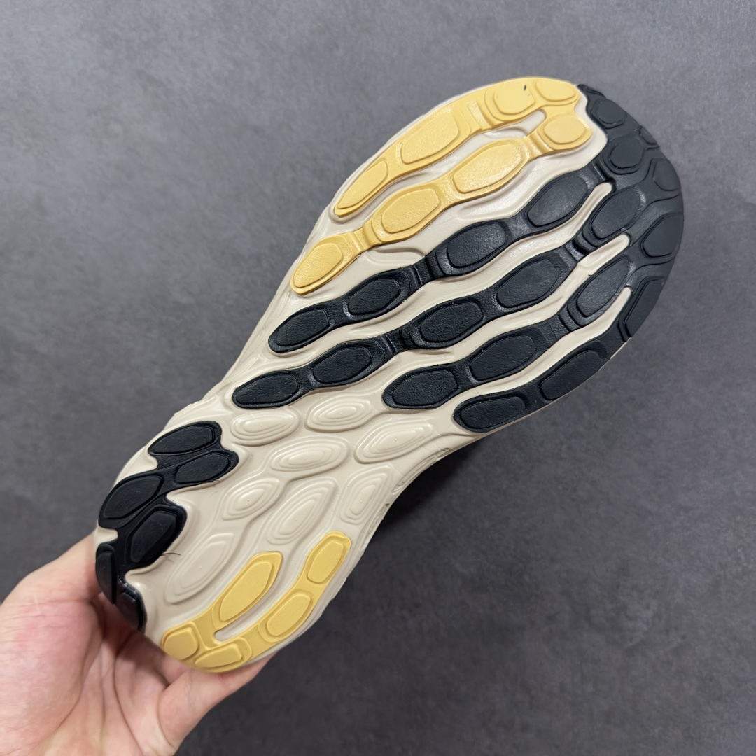 图片[9]-【纯原版】New Balance NB Fresh Foam Evoz舒适耐磨低帮跑步鞋 受到Fresh Foam舒适骑行的启发跑鞋将毛绒舒适感提升到一个新的水平这款鞋旨在提供我们柔软 缓震的足底体验采用FreshFoam技术可平衡巅峰性能和一流的缓震性能 货号： UTRNAC 尺码：40-45-选品中心