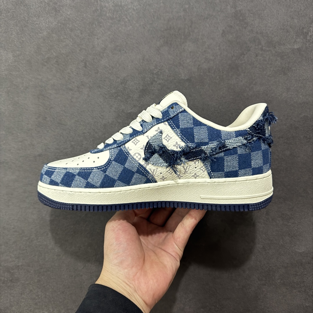 图片[2]-【定制版】Nike Air Force 1\’07 Low 联名 白海军蓝 空军一号低帮休闲板鞋  #流苏格子防水牛仔布 高级夜光效果 工艺难度大 原楦头原纸板 高端定制鞋盒 原厂鞋底 超高清洁度 细节完美 货号：YF9511-816  尺码：36 36.5 37.5 38 38.5 39 40 40.5 41 42 42.5 43 44 44.5 45-选品中心