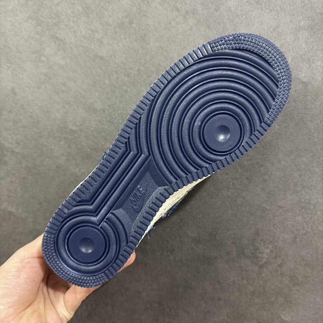 图片[9]-【定制版】Nike Air Force 1\’07 Low 联名 白海军蓝 空军一号低帮休闲板鞋  #流苏格子防水牛仔布 高级夜光效果 工艺难度大 原楦头原纸板 高端定制鞋盒 原厂鞋底 超高清洁度 细节完美 货号：YF9511-816  尺码：36 36.5 37.5 38 38.5 39 40 40.5 41 42 42.5 43 44 44.5 45-选品中心