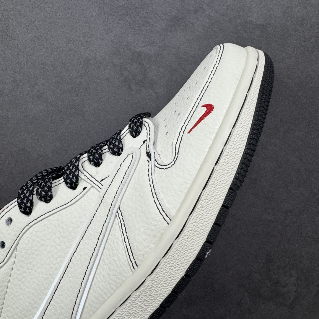 图片[5]-【定制版】Supreme x Travis Scott x Air Jordan 1 Low Sup x AJ1 低帮 米白黑倒钩 AJ1 乔丹1代 aj1 乔1 低邦 米白黑倒勾联名 乔丹篮球鞋系列 鞋款整体以米白色皮革为底搭配米白色框架覆盖层，标志性的反钩Swoosh Logo采用白色呈现，内侧也辅以白色Swoosh Logo点缀，鞋舌等多处TS标志性元素均得以保留；后跟侧下方印有Supreme字样，鞋舌上以Supreme字样呈现，后跟的Jack厂牌标志以及Wings Logo均采用黑色刺绣打造，彰显联名身份；最后以米白色中底搭配黑色橡胶外底完善整体设计收尾。 货号：HH7518-089 尺码：36 36.5 37.5 38 38.5 39 40 40.5 41 42 42.5 43 44 44.5 45 编码：HXSB330340-选品中心
