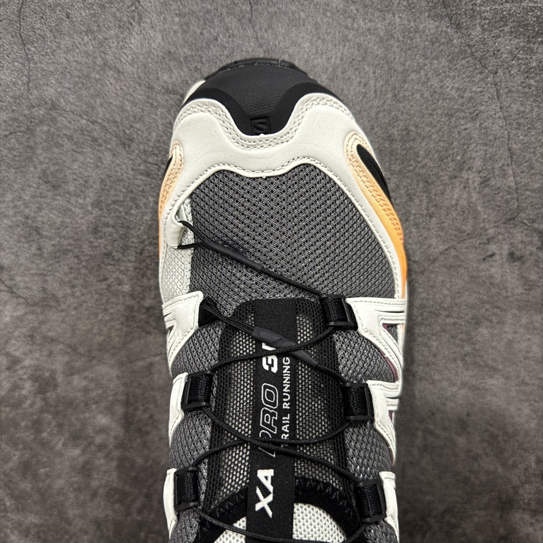 图片[5]-【绿x版】SALOMON XA Pro 3D ADV 萨洛蒙潮流越野机能户外功能鞋 灰橘色478677 新配色出货 纯原外贸平台特供订单 耗时半年巨作 全套原纸板楦头开发 原厂特供网布配套加持 确保原汁原味 完美呈现版型 原档数据独家私模五层组合大底 男女鞋同步官方开发至46.5 原装Ortholite轻量化鞋垫 中底布带钢印编号 原厂TPU锁扣 进口港宝加持 后跟自然饱满 还原公司包裹性 鞋面采用SENSIFT贴合技术 全方位贴合包裹脚型 鞋跟部鞋底牵引设计 提供强大的抓地性能 更适应野外崎岖不平的道路 其3D ADVANCED CHASSIS底盘 材料轻量大化 钉齿设计更具稳定性 防护性 鞋底易磨损区运用CONTAGRIP高耐磨材料 应对城市硬质路面长距离跑考验 尺码：36 36.5 37.5 38 38.5 39 40 40.5 41 42 42.5 43 44 44.5 45 46 46.5-选品中心