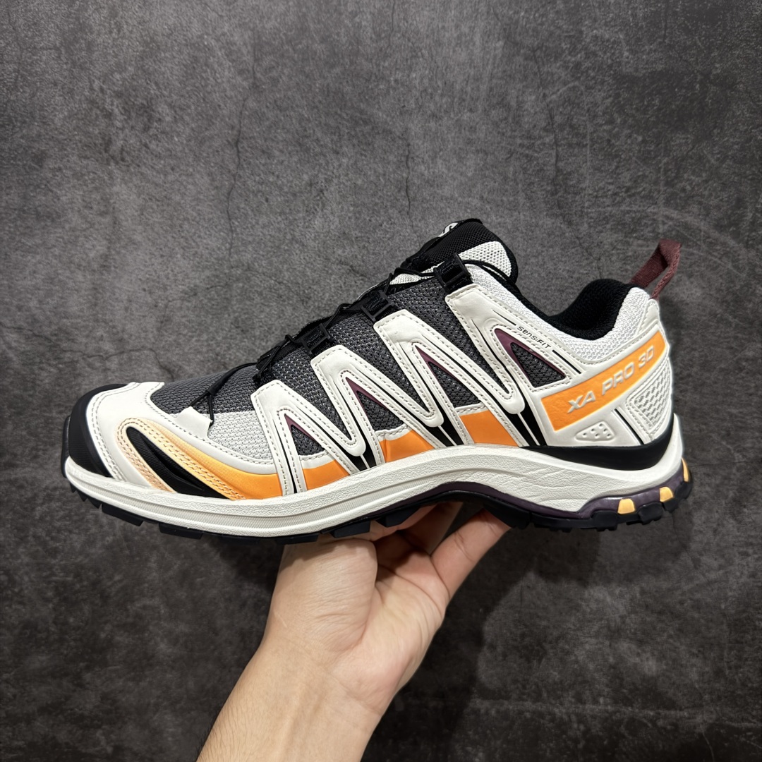 图片[2]-【绿x版】SALOMON XA Pro 3D ADV 萨洛蒙潮流越野机能户外功能鞋 灰橘色478677 新配色出货 纯原外贸平台特供订单 耗时半年巨作 全套原纸板楦头开发 原厂特供网布配套加持 确保原汁原味 完美呈现版型 原档数据独家私模五层组合大底 男女鞋同步官方开发至46.5 原装Ortholite轻量化鞋垫 中底布带钢印编号 原厂TPU锁扣 进口港宝加持 后跟自然饱满 还原公司包裹性 鞋面采用SENSIFT贴合技术 全方位贴合包裹脚型 鞋跟部鞋底牵引设计 提供强大的抓地性能 更适应野外崎岖不平的道路 其3D ADVANCED CHASSIS底盘 材料轻量大化 钉齿设计更具稳定性 防护性 鞋底易磨损区运用CONTAGRIP高耐磨材料 应对城市硬质路面长距离跑考验 尺码：36 36.5 37.5 38 38.5 39 40 40.5 41 42 42.5 43 44 44.5 45 46 46.5-选品中心