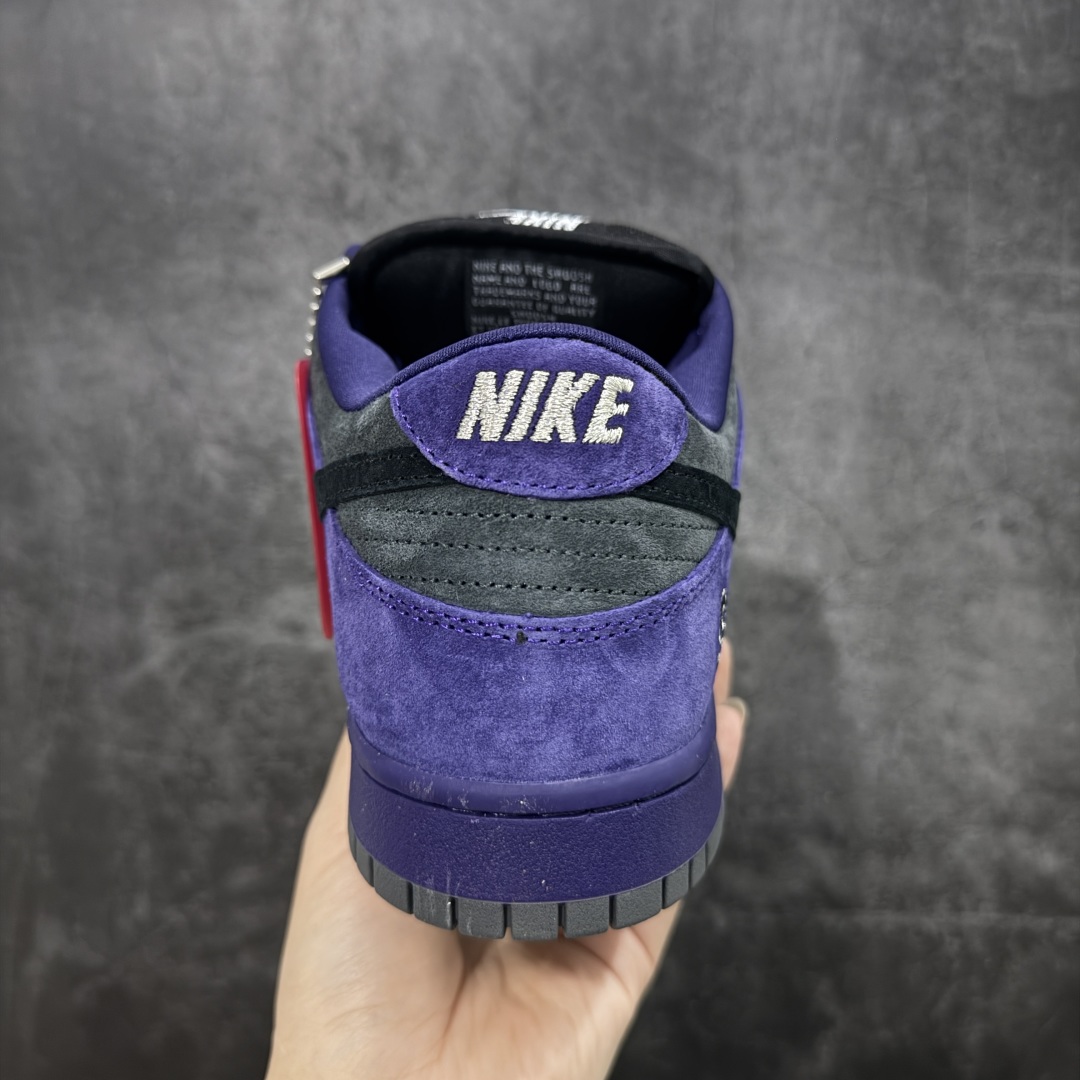 图片[4]-【Top纯原 】Supreme x Nk Dunk SB Dunk Low 舒适 防滑耐磨低帮板鞋 男女同款 联名欧洲限定紫色 HQ8487-500 独家原厂航空铝磨具打磨大底 鞋头坡度极致还原 原盒原配 圈内天花板工艺 原厂冲刀 超高清洁度 全鞋零毛边皮料切割 全套原楦原模倾力打造完美版型 采用原厂百宏鞋带以及原厂百宏织唛舌标 内标可供原厂几率过验 原厂中底布黄色点胶 原厂中底布拉帮走线遵循公司‼️ 尺码：40 40.5 41 42 42.5 43 44 44.5 45 46 47.5-选品中心