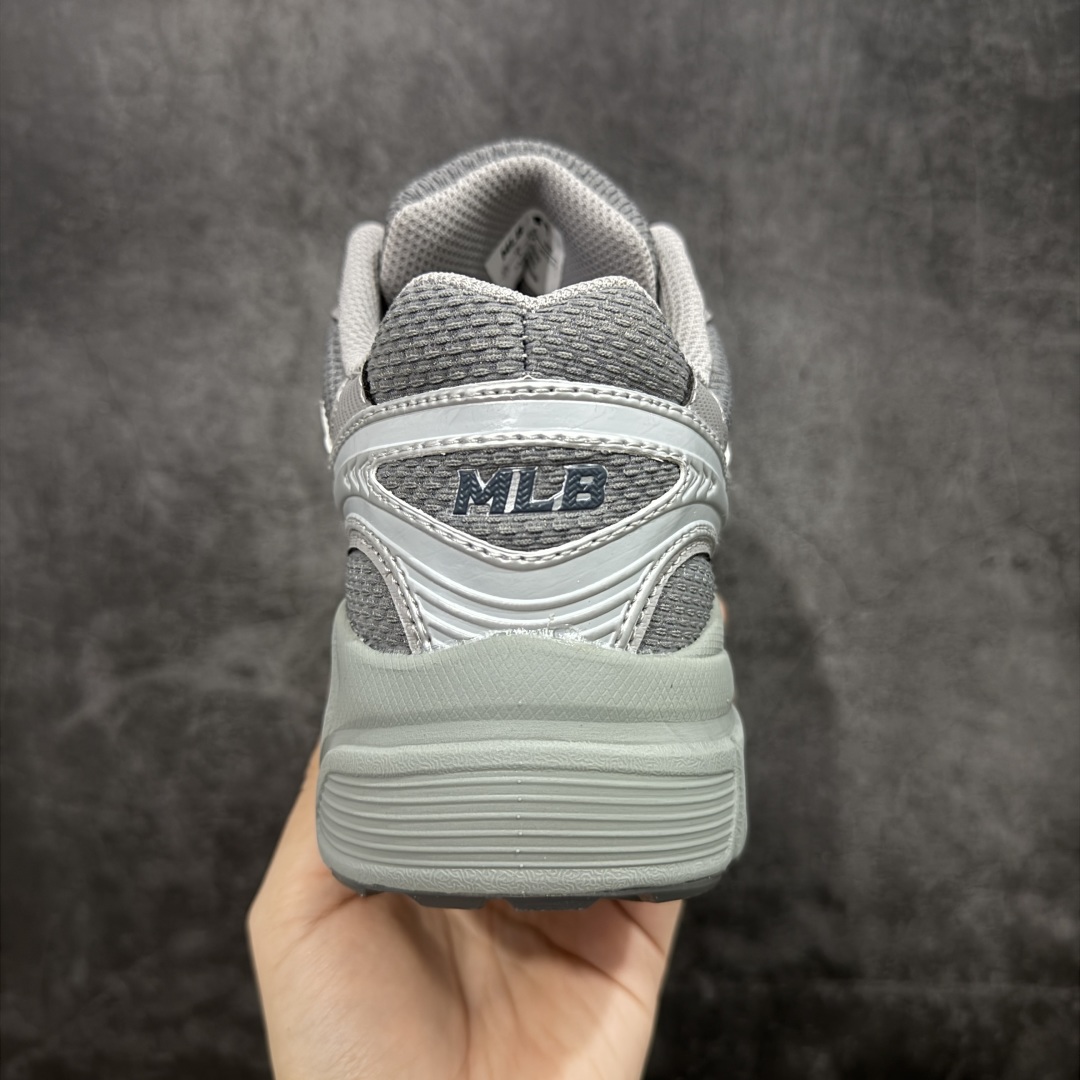图片[4]-【纯原版】韩国洋基队NY大标潮流老爹鞋 MLB Trophy Runner 小白鞋复古轻便增高运动鞋新款绑带时尚潮流百搭 原材料打造 原楦原档案数据开发版型 完美鞋头弧度/后套收口效果🆚市面文案版本‼️ 原厂立体填充鞋舌海绵 中底注胶孔原数据开发模具大底 原厂转印标 保证不掉字 内增高6cm 原厂1：1模具开发 原厂进口纳米材质 原厂 全套手提袋 原盒雷射防伪标包装 天猫订单品质 官网尺码35 36 36.5 37.5 38 38.5 39 40 40.5 41 42 42.5 43 44 45-选品中心